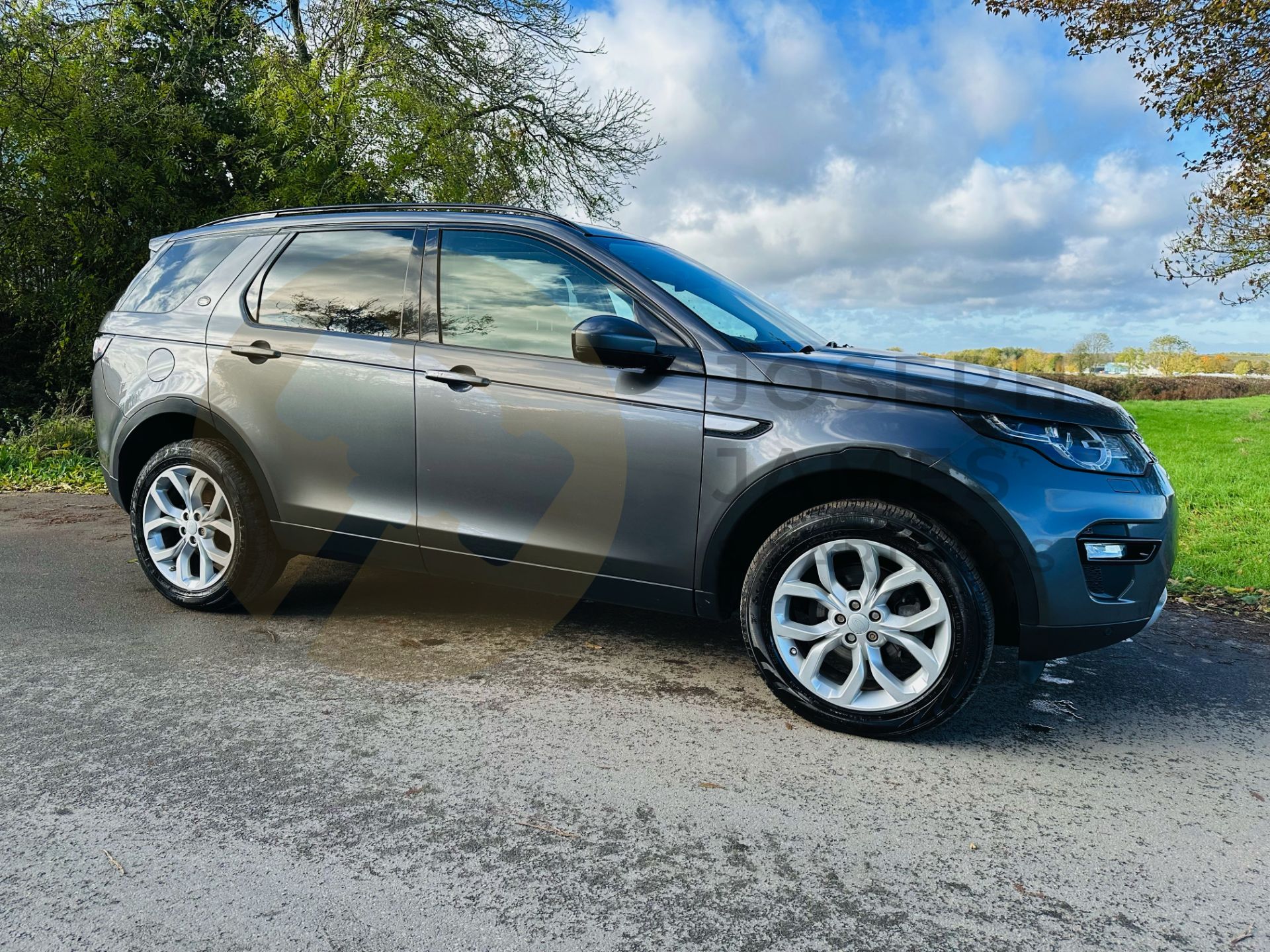 (ON SALE) LAND ROVER DISCOVERY SPORT *HSE EDITION* 7 SEATER SUV (2016 MODEL) 2.0 TD4-AUTO STOP/START