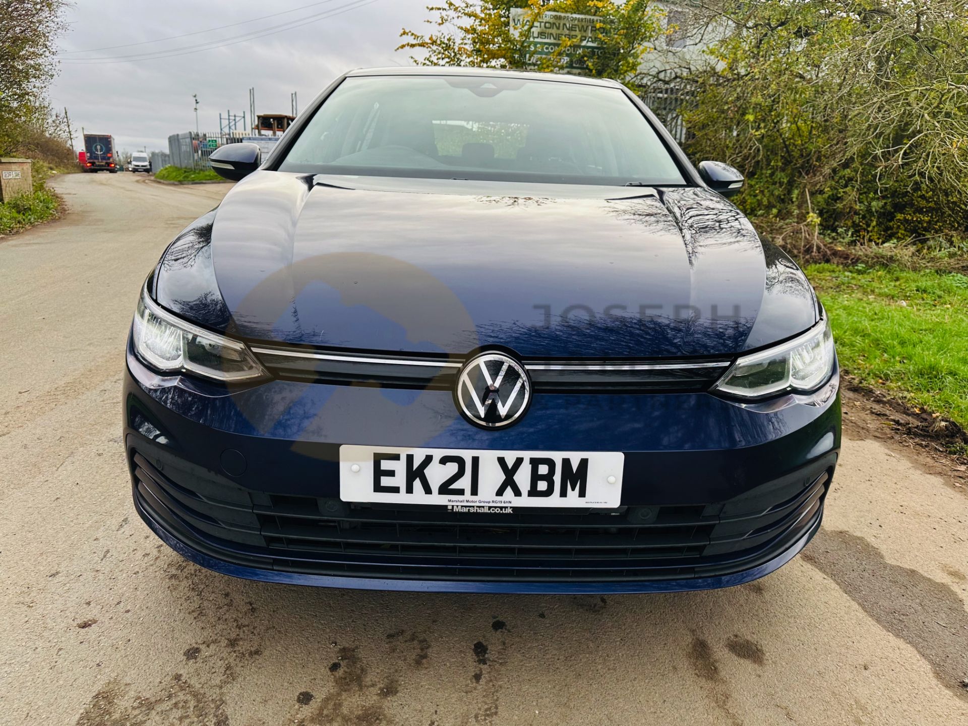 VOLKSWAGEN GOLF 1.0e TSI ELECTRIC HYBRID "DGS - AUTOMATIC" 5DR (21 REG) 1 OWNER - SAT NAV - AIR CON - Image 4 of 42