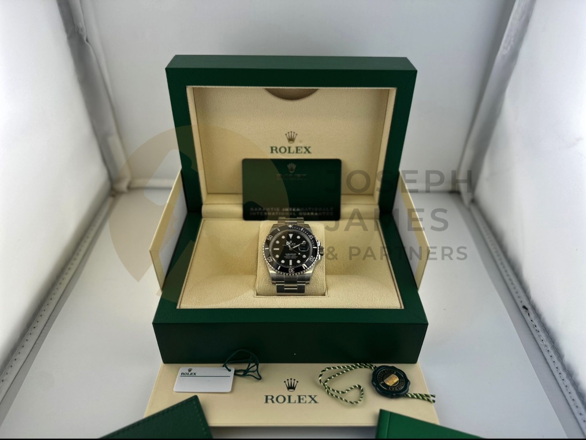 (On Sale) ROLEX SUBMARINER DATE *41MM OYSTER STEL* (AUGUST 2023 - NEW / UNWORN) *SPORT MODEL* - Image 5 of 29