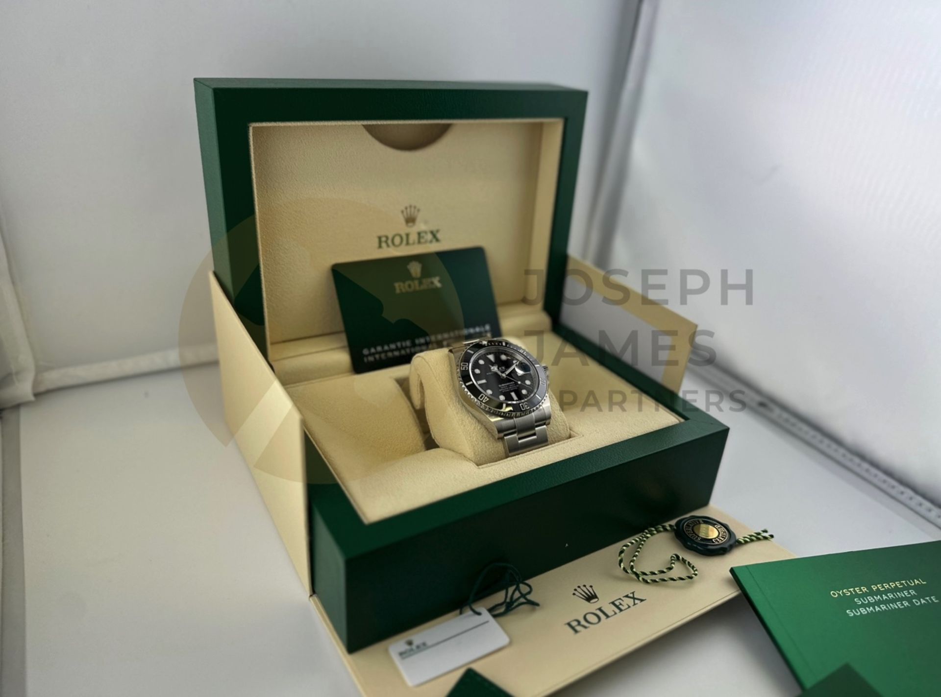 (On Sale) ROLEX SUBMARINER DATE *41MM OYSTER STEL* (AUGUST 2023 - NEW / UNWORN) *SPORT MODEL* - Image 6 of 29