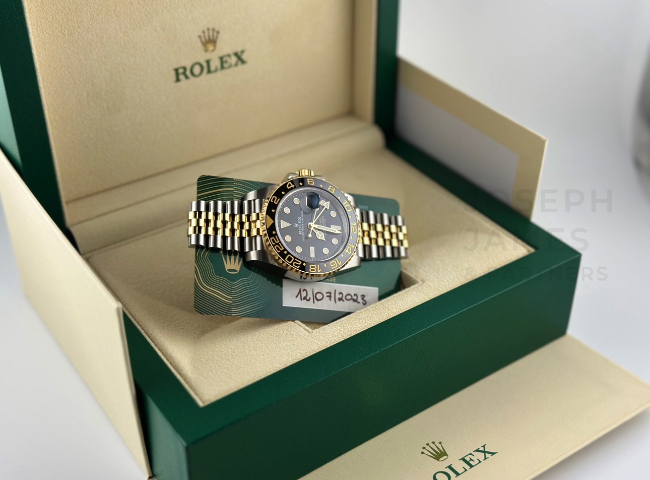 ROLEX GMT-MASTER II *GUINNESS* (JULY 2023 - UNWORN) 18CT GOLD & OYSTER STEEL *NEW 2023 RELEASE* - Image 21 of 37