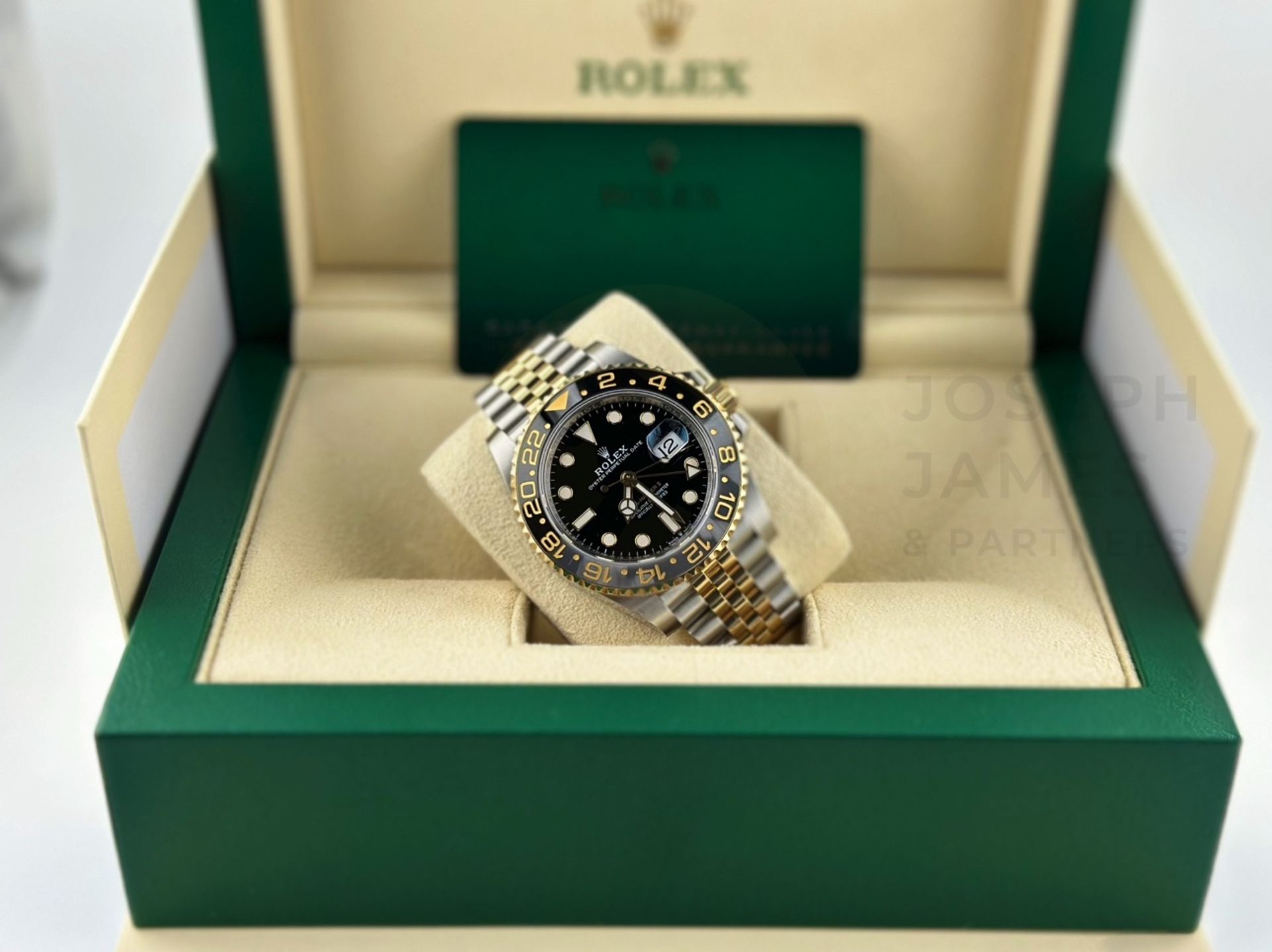 ROLEX GMT-MASTER II *GUINNESS* (JULY 2023 - UNWORN) 18CT GOLD & OYSTER STEEL *NEW 2023 RELEASE* - Image 13 of 37