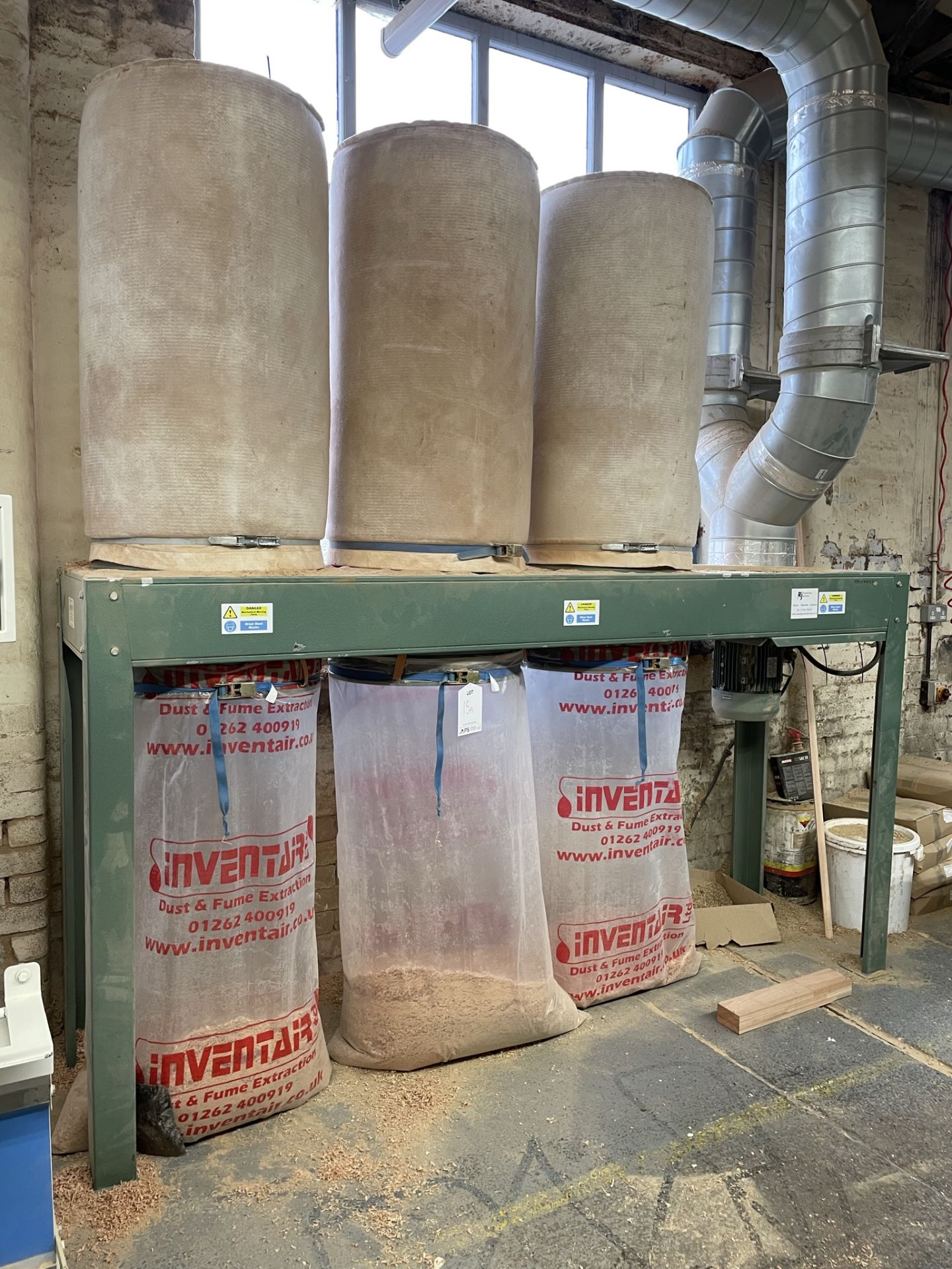 InventAir Industrial MK3 3 Bag Dust Extractor - Image 2 of 2