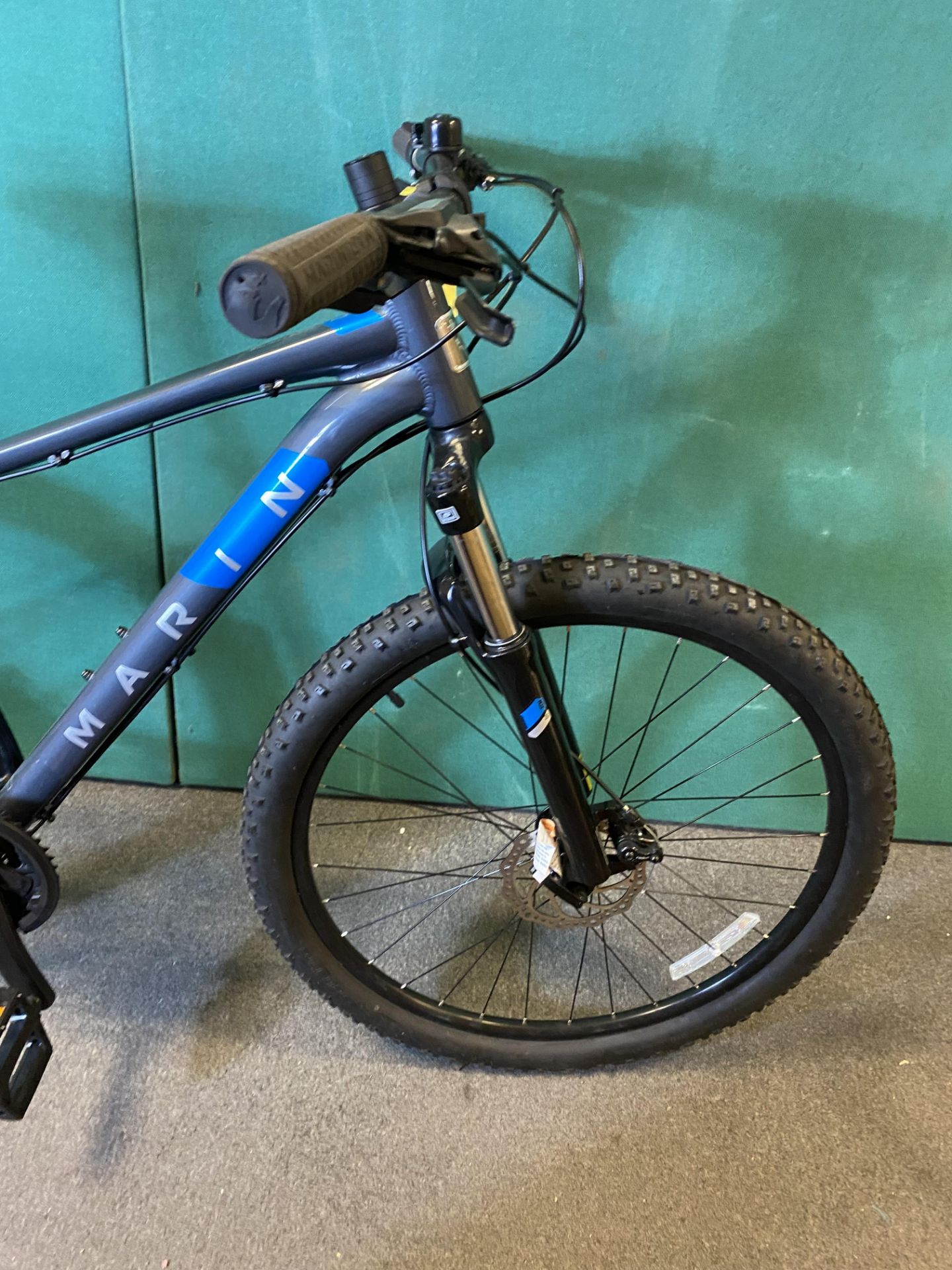 Marin Bolinas Ridge 2 2021 Bike, Medium Frame, 27.5 Inch Wheels, Gloss Charcoal/Blue/Black - See Des - Image 5 of 26