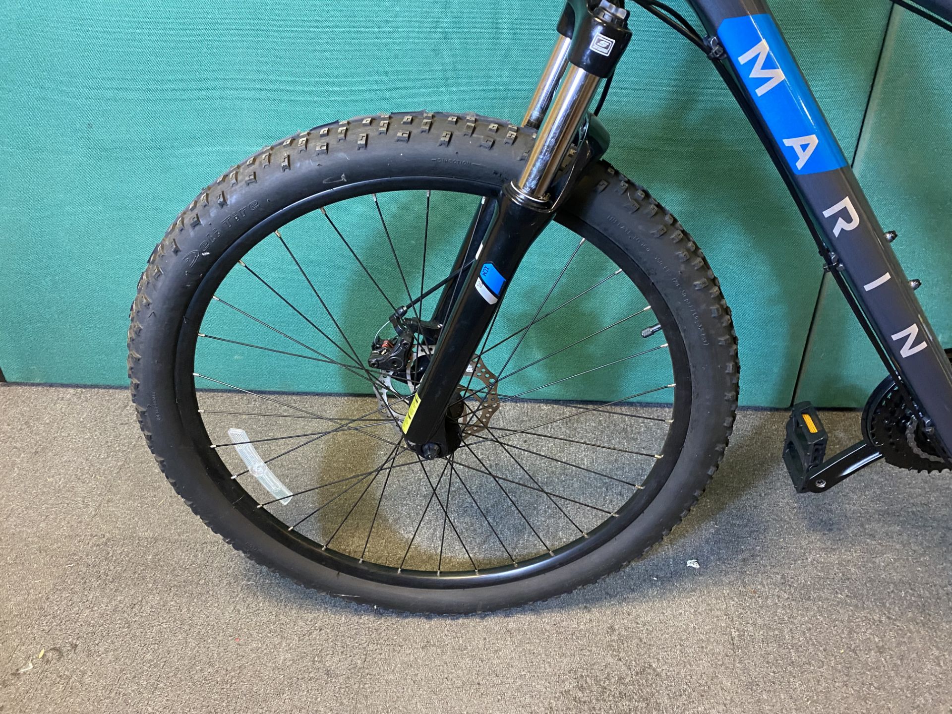 Marin Bolinas Ridge 2 2021 Bike, Medium Frame, 27.5 Inch Wheels, Gloss Charcoal/Blue/Black - See Des - Image 23 of 26
