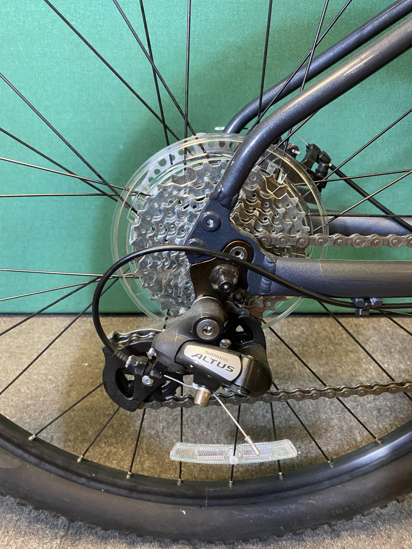 Marin Bolinas Ridge 2 2021 Bike, Medium Frame, 27.5 Inch Wheels, Gloss Charcoal/Blue/Black - See Des - Image 8 of 26