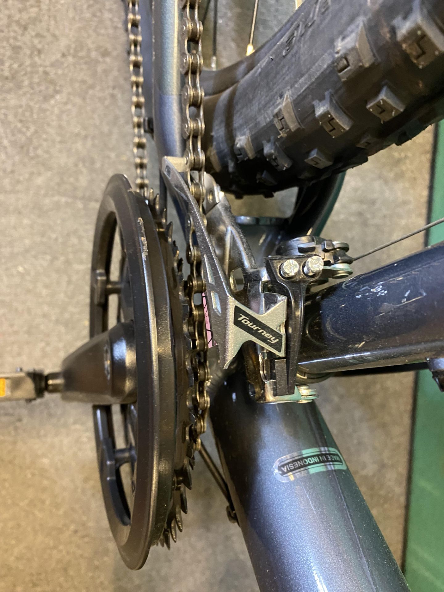 Marin Bolinas Ridge 2 2021 Bike, Medium Frame, 27.5 Inch Wheels, Gloss Charcoal/Blue/Black - See Des - Image 10 of 26