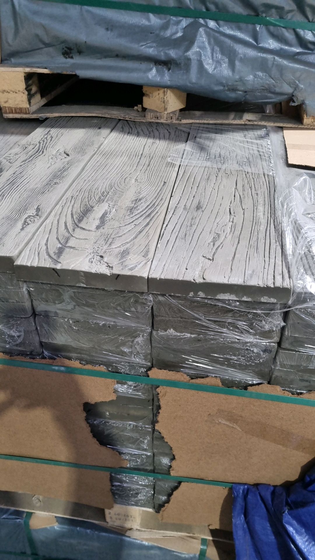10 x Pallets of 155pcs Arboard Decking Boards | Charcoal | 200 x 30 x 3600mm - Image 5 of 5