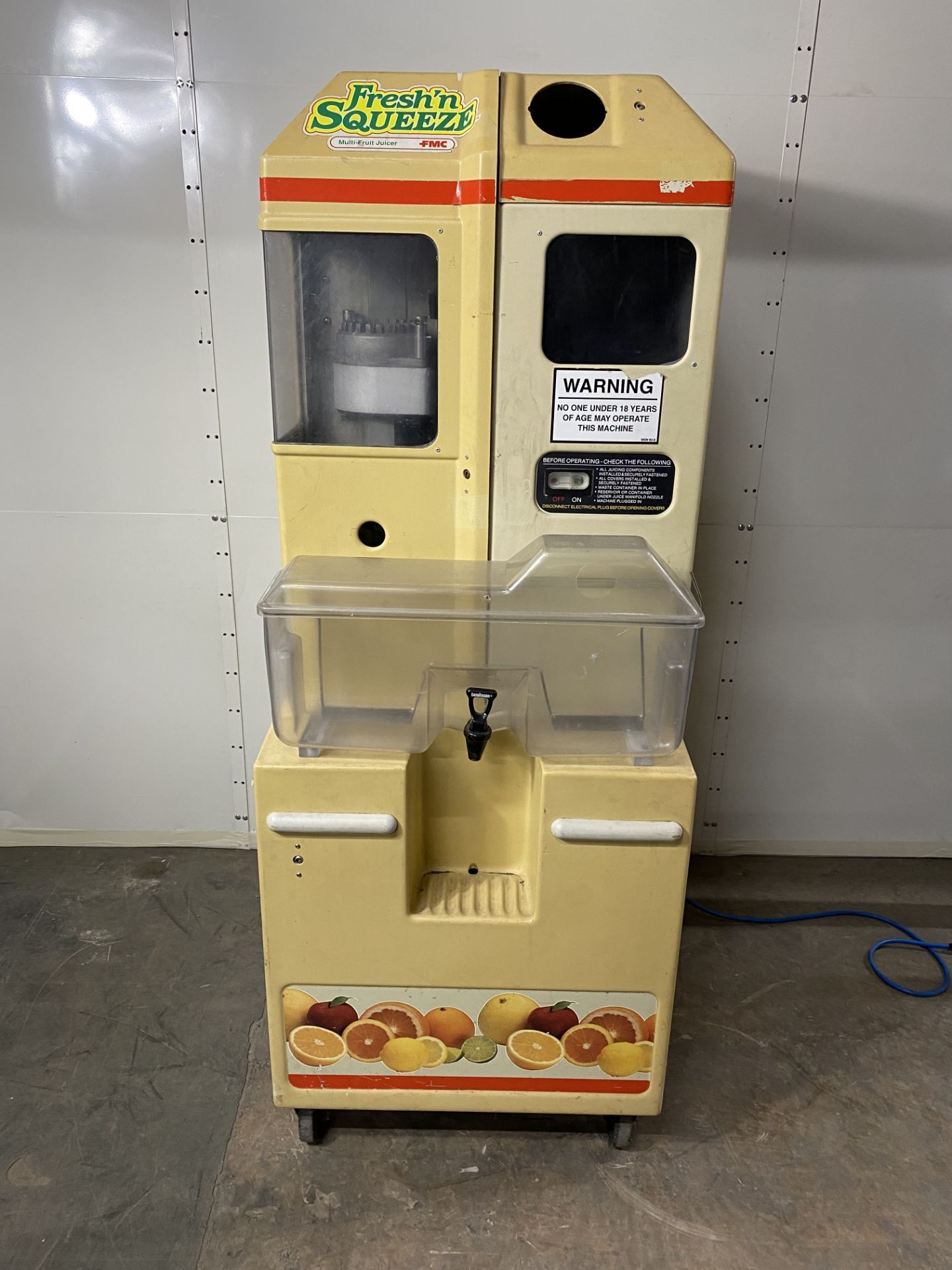 Fresh'n Squeeze FMC/JBT Commercial Fruit/Vegetable Juicer Machine