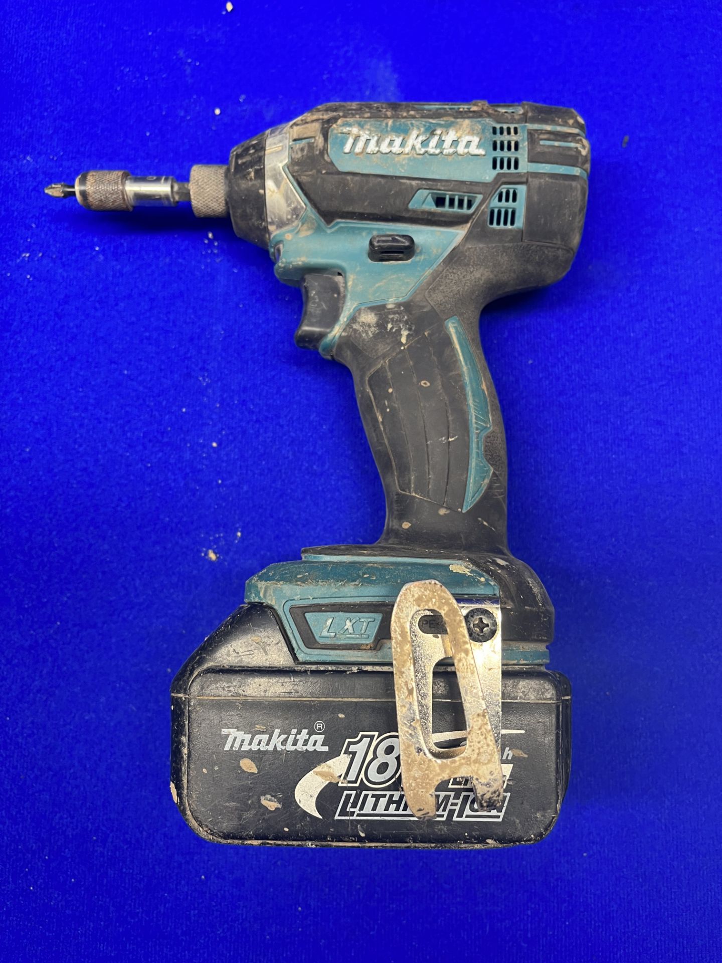 Makita Drill & Screwdriver Set - Image 4 of 8