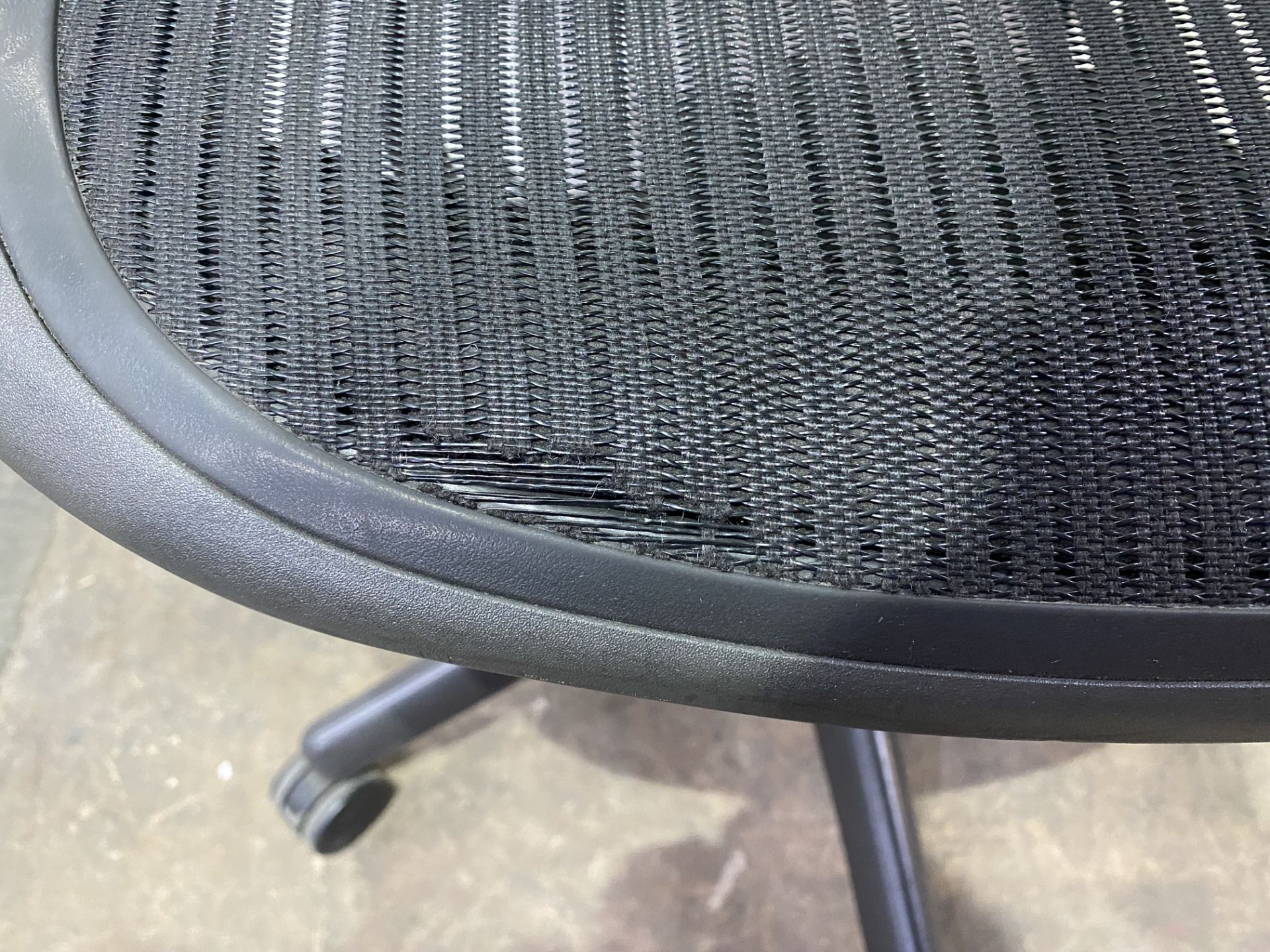 Herman Miller Executive Office Chair - In Black - Image 4 of 17