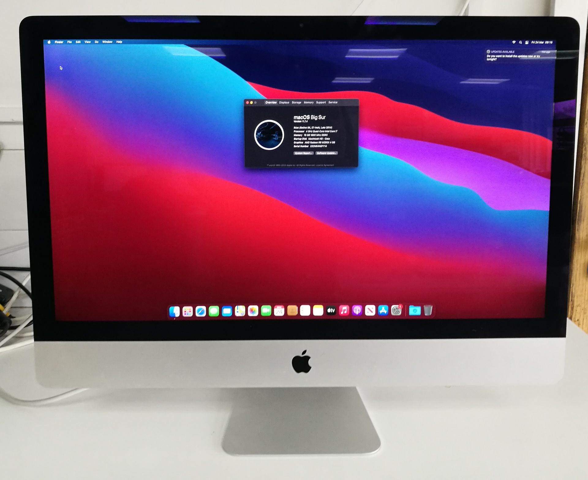 Apple iMac (Retina 5K, 27-inch, Late 2014) (with NSP Flight Bag)