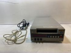 Sony DSR-40P Digital Videocassette Recorder w/ Carry Case