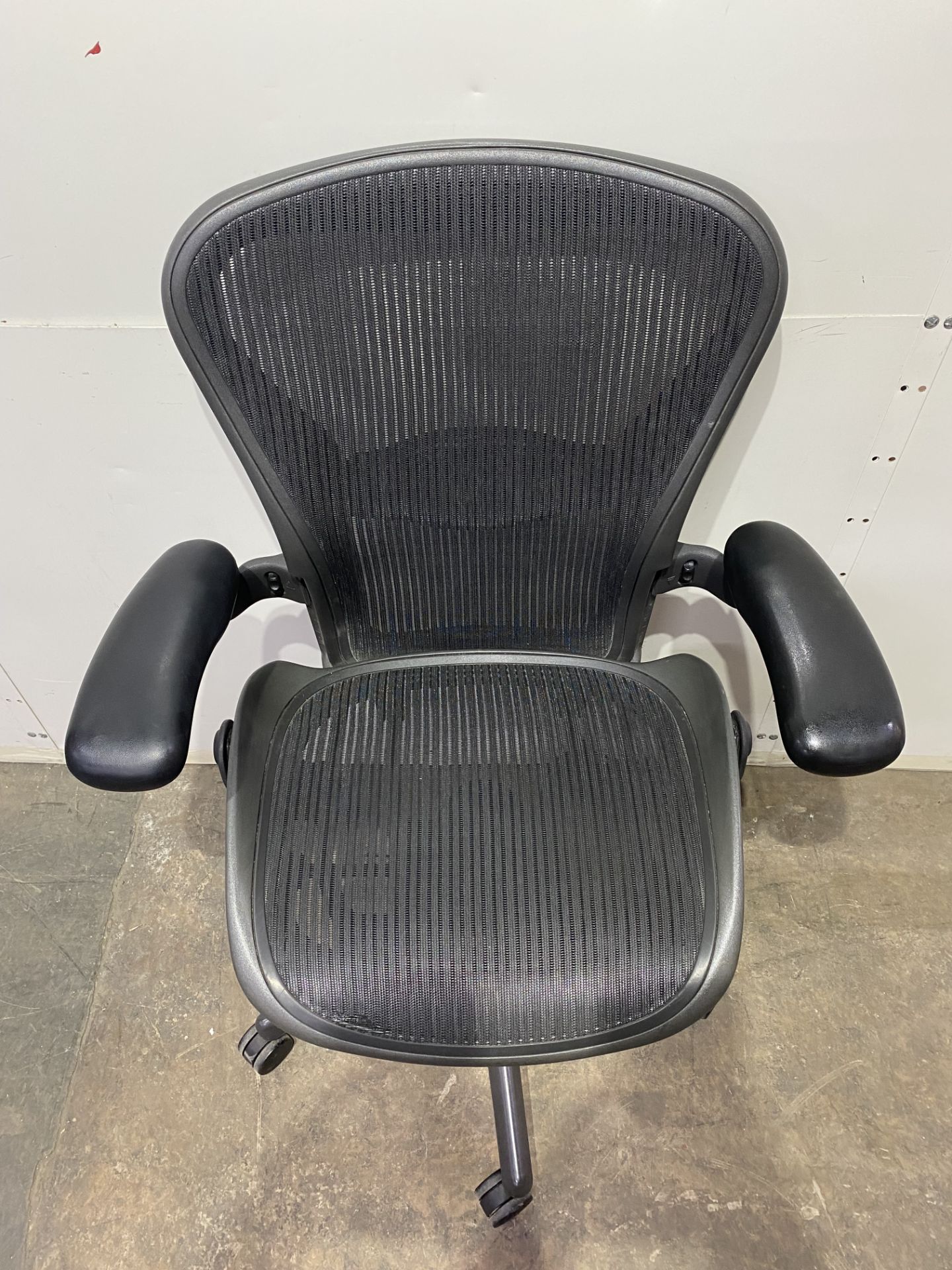 Herman Miller Executive Office Chair - In Black - Image 3 of 17