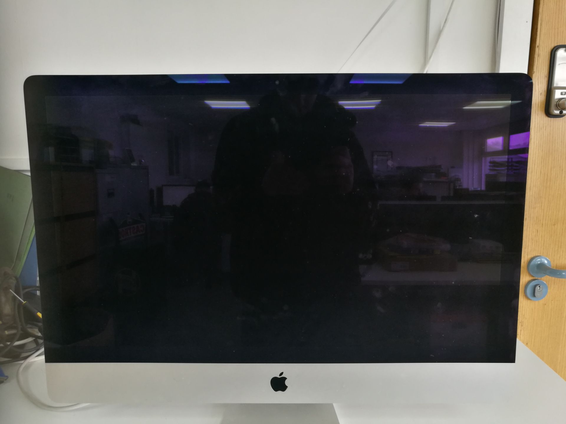Apple iMac (Retina 5K, 27-inch, Late 2014) (with NSP Flight Bag) - Image 3 of 5