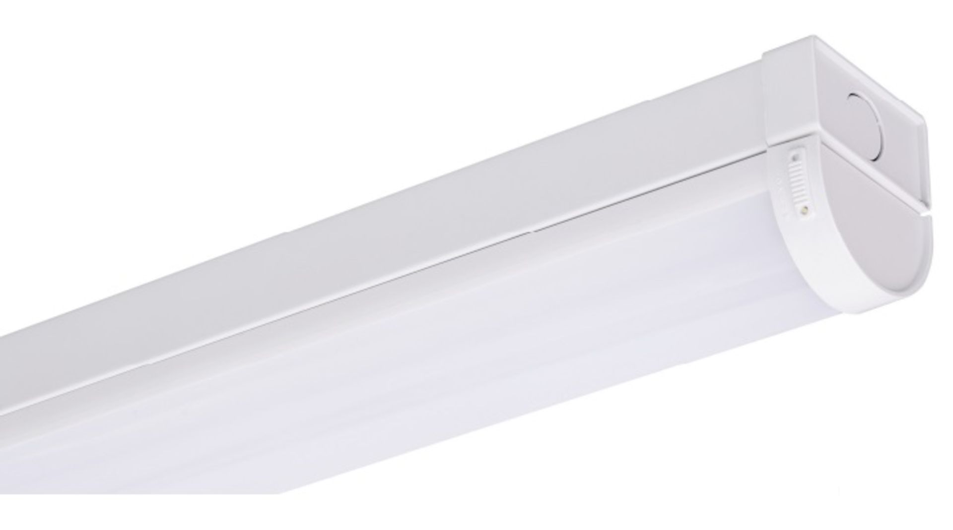 28 x Saber 6ft Emergency LED Batten Lights | SSA/6/M3/840 | Total Cost £765