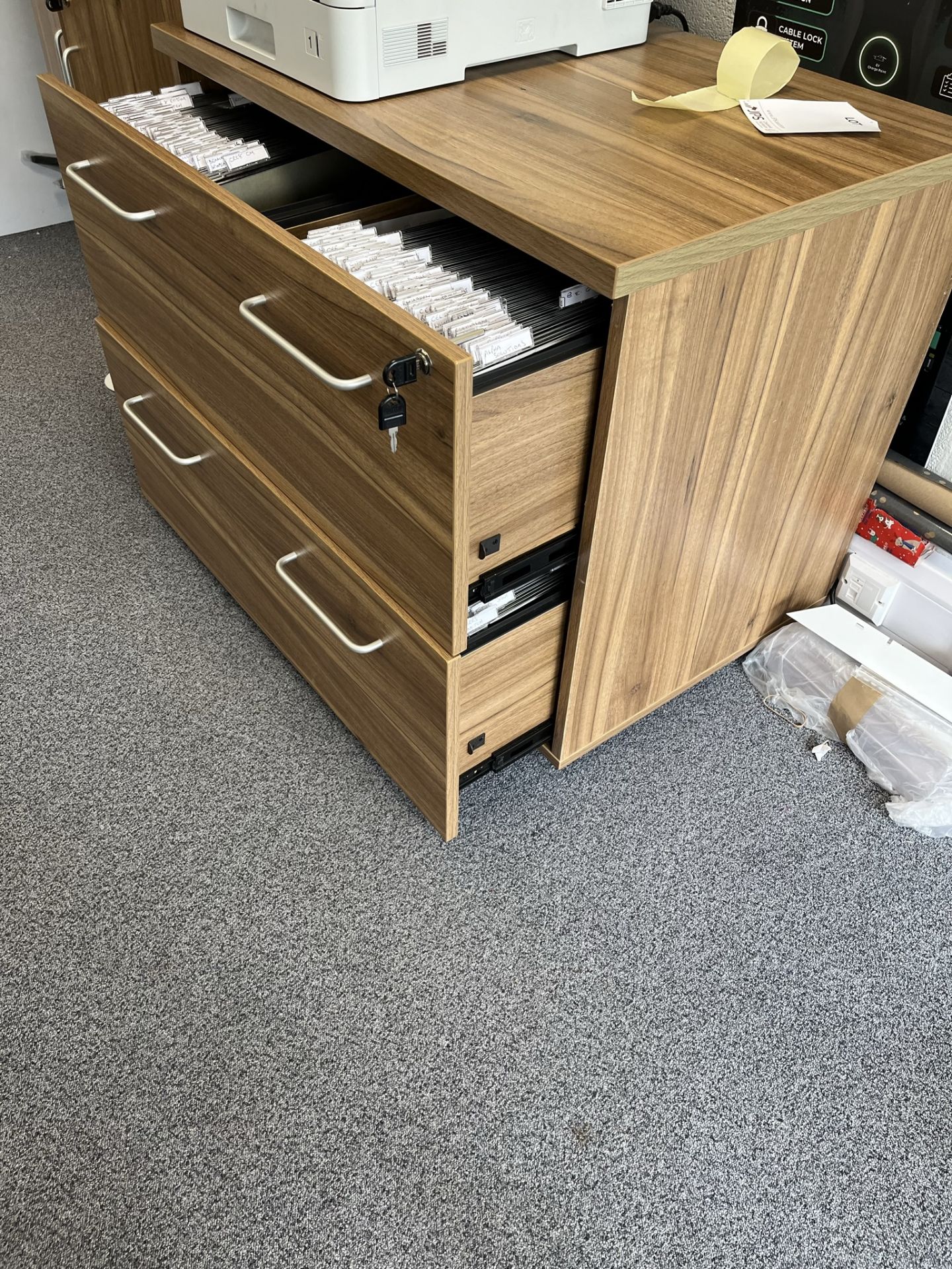 2 x Oak Effect 2 Drawer Lockable Filing Cabinets w/ Matching Open Top Cupboard - Image 5 of 8