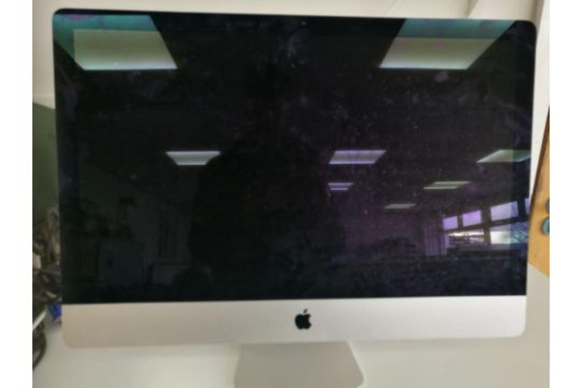 Apple iMac (Retina 5K, 27-inch, Late 2014) - Image 4 of 5