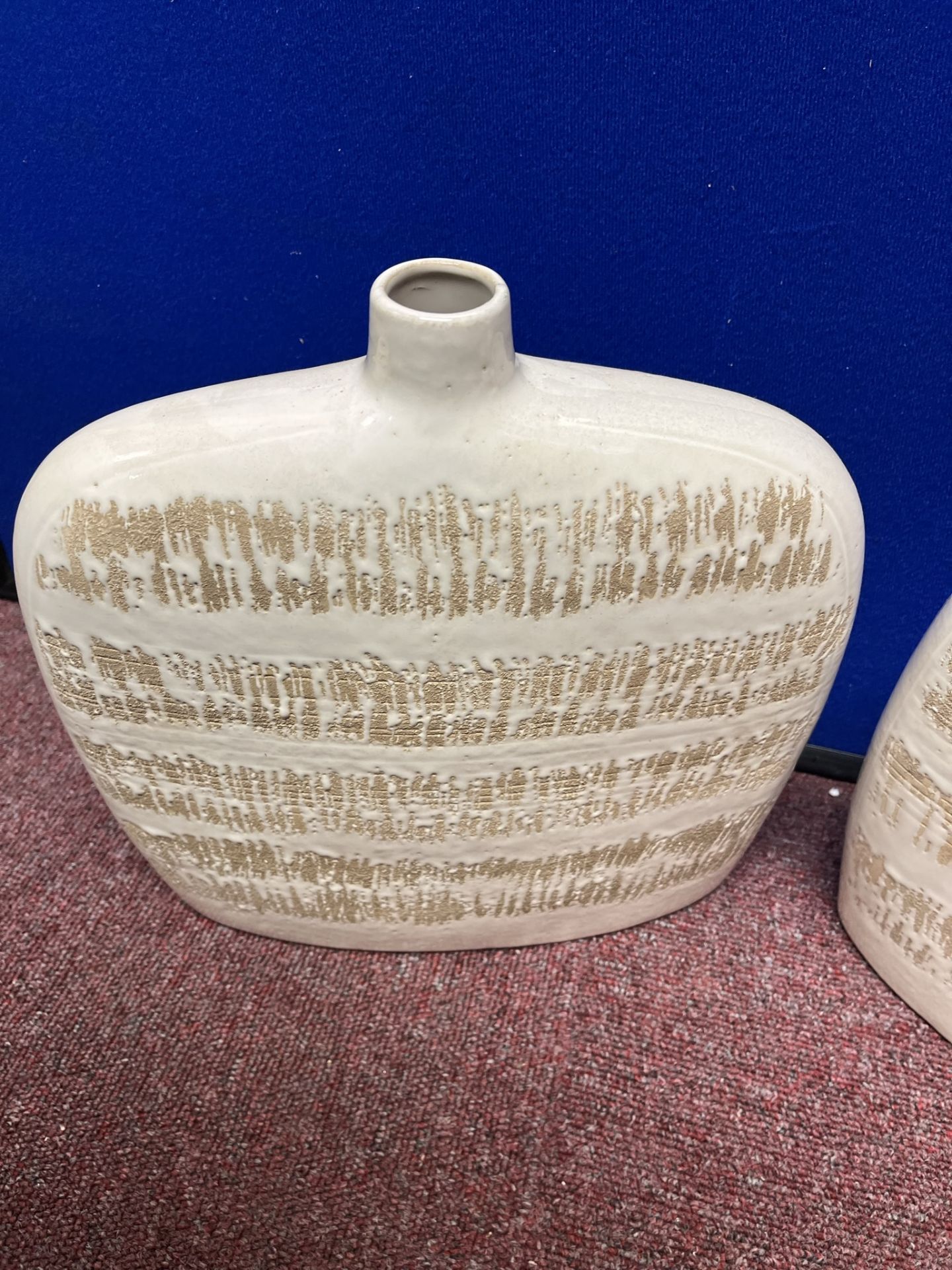 2 x Flat Ceramic Vases - Image 2 of 5