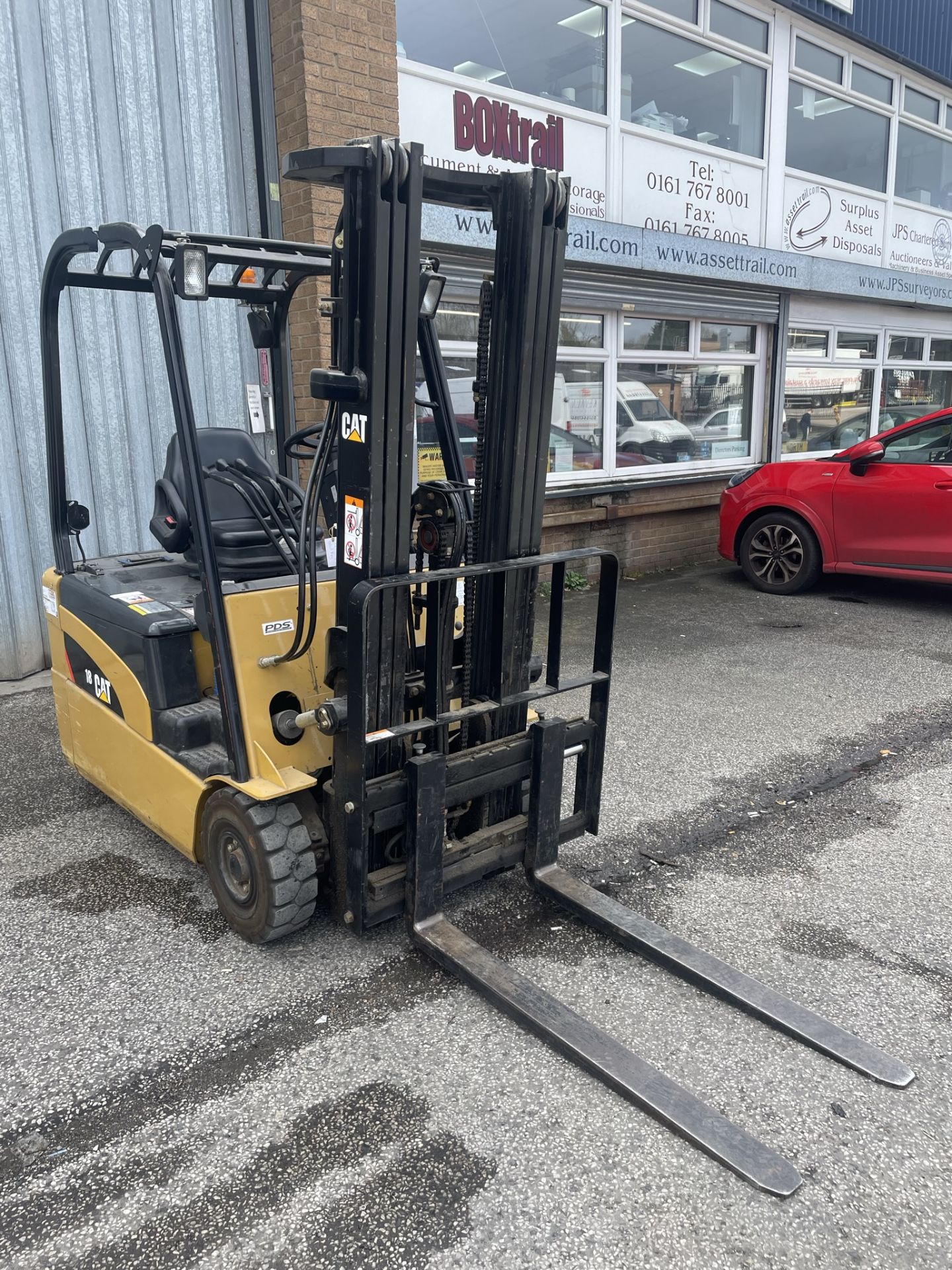 Caterpillar EP18NT 1.4T Electric Forklift Truck w/ Charger & Sideshift | 378.4 Hours