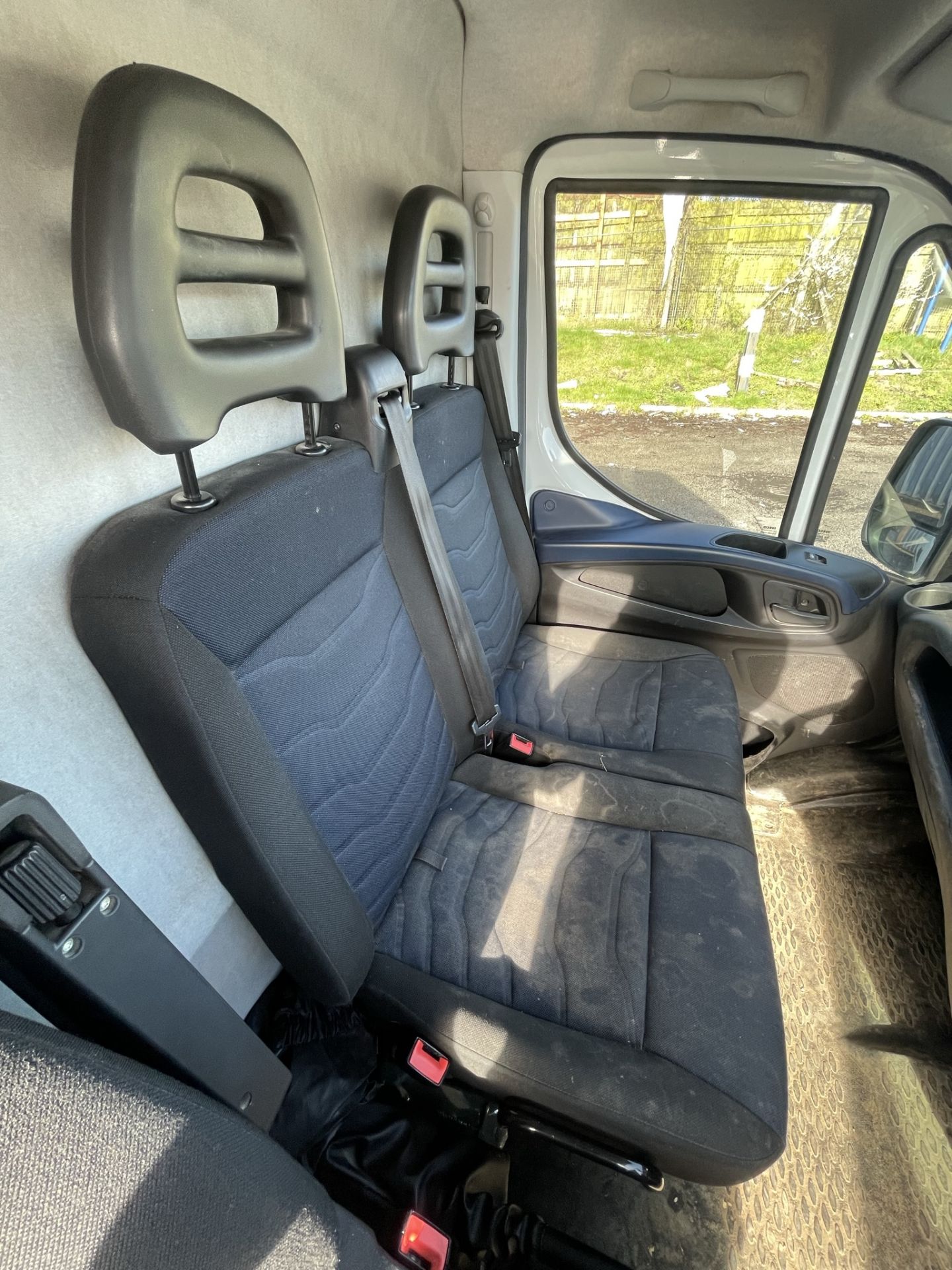 Iveco Daily 35S14V Diesel Panel Van | RJ17 NLA | 86,120 Miles - Image 10 of 13