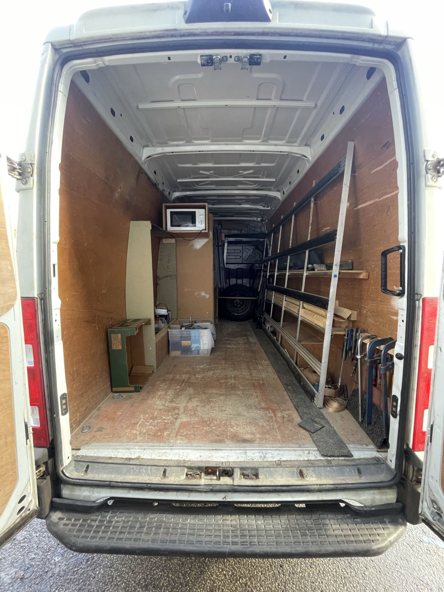 Iveco Daily 35S13 MWB Diesel Panel Van | HN14 OSD | 121,608 Miles - Image 7 of 12