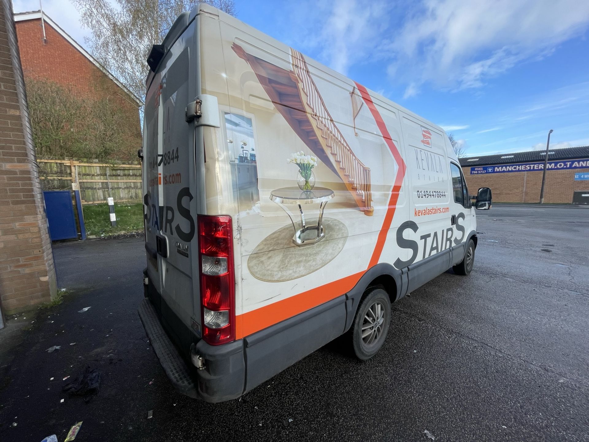 Iveco Daily 35S13 MWB Diesel Panel Van | HN14 OSD | 121,608 Miles - Image 6 of 12