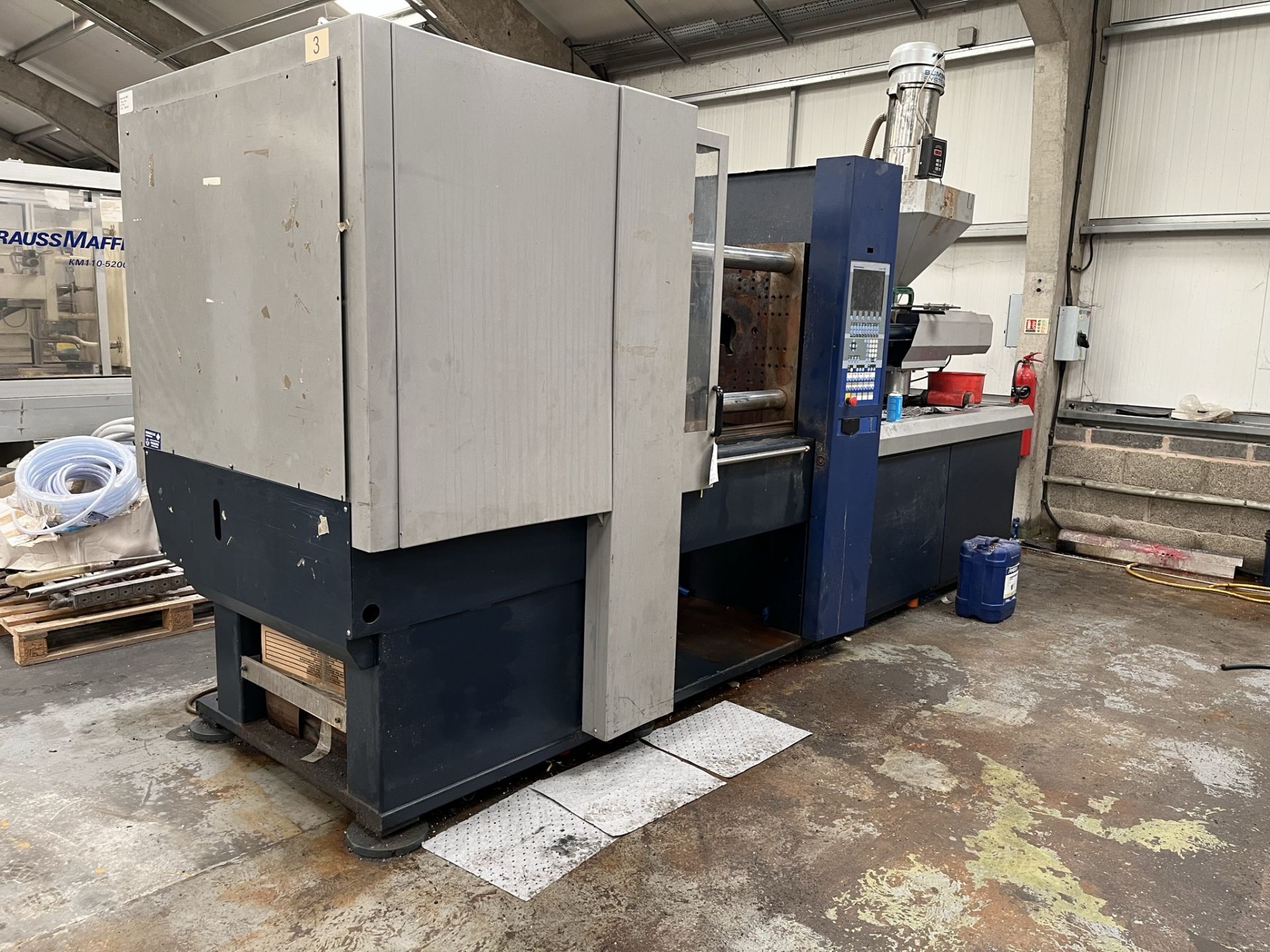 Battenfeld 130T Injection Moulder w/ Summit Feeding System | TM1300/525