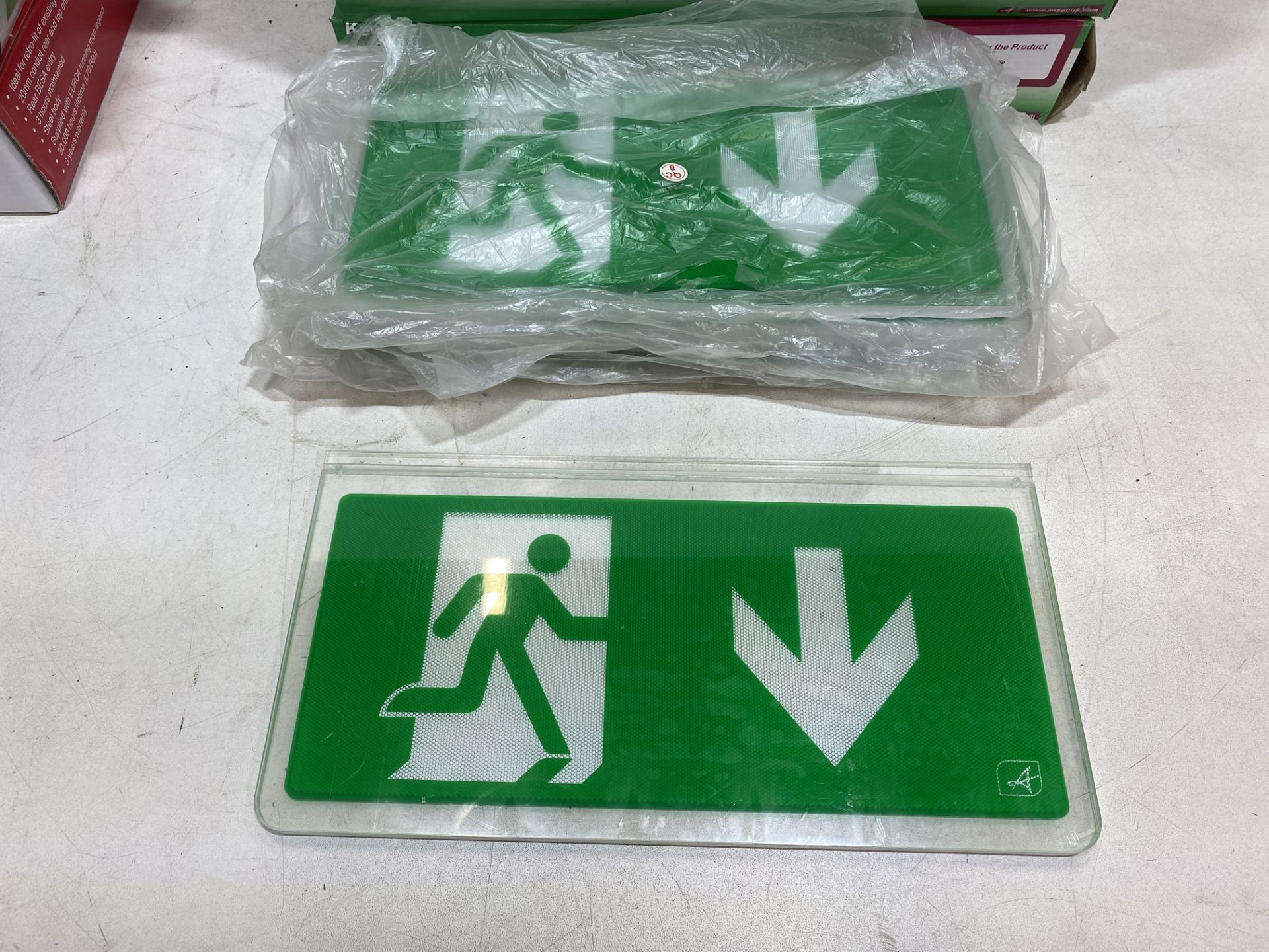 24 x Various Fire Exit Signs - Image 7 of 10