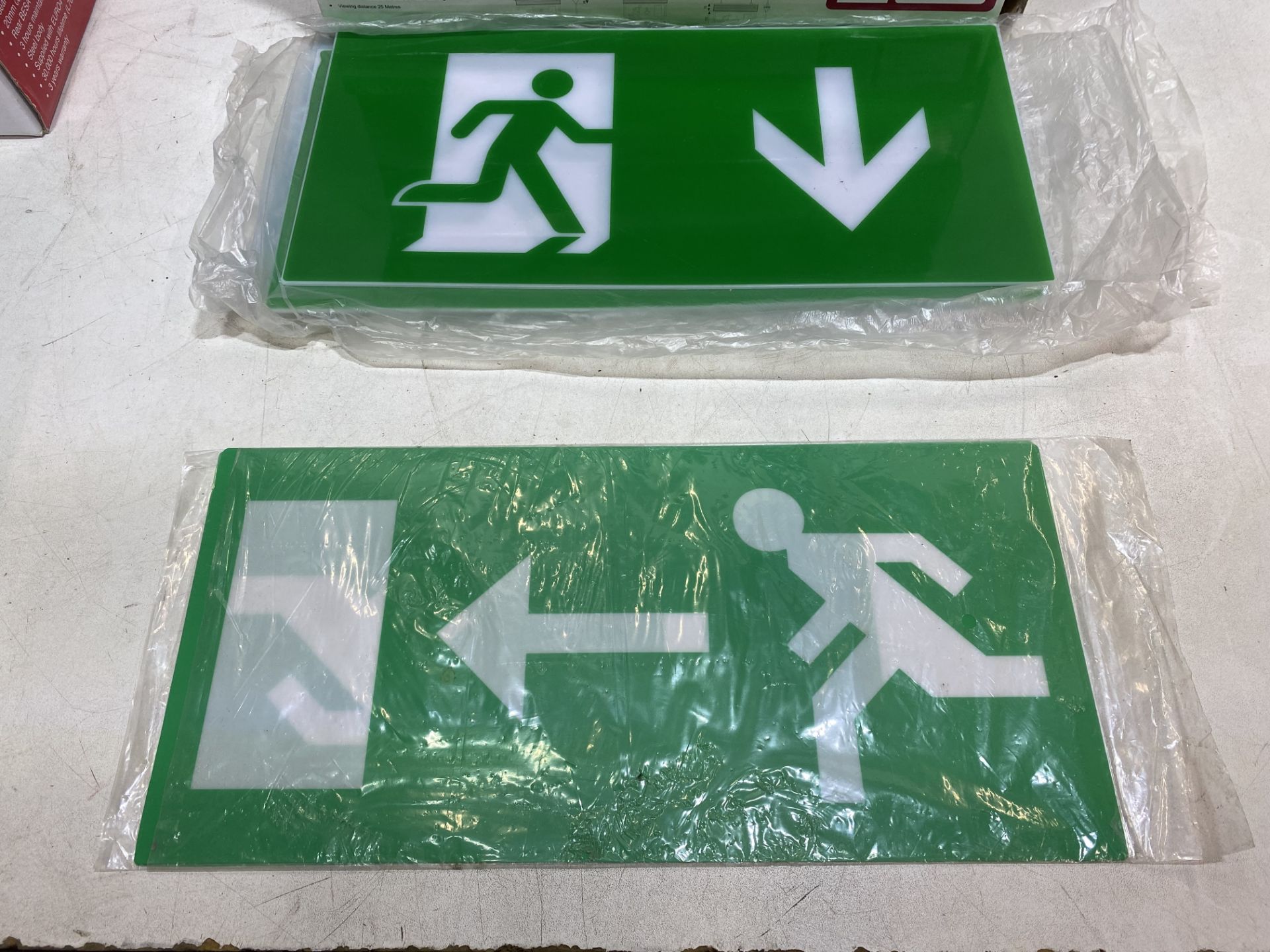 24 x Various Fire Exit Signs - Image 6 of 10