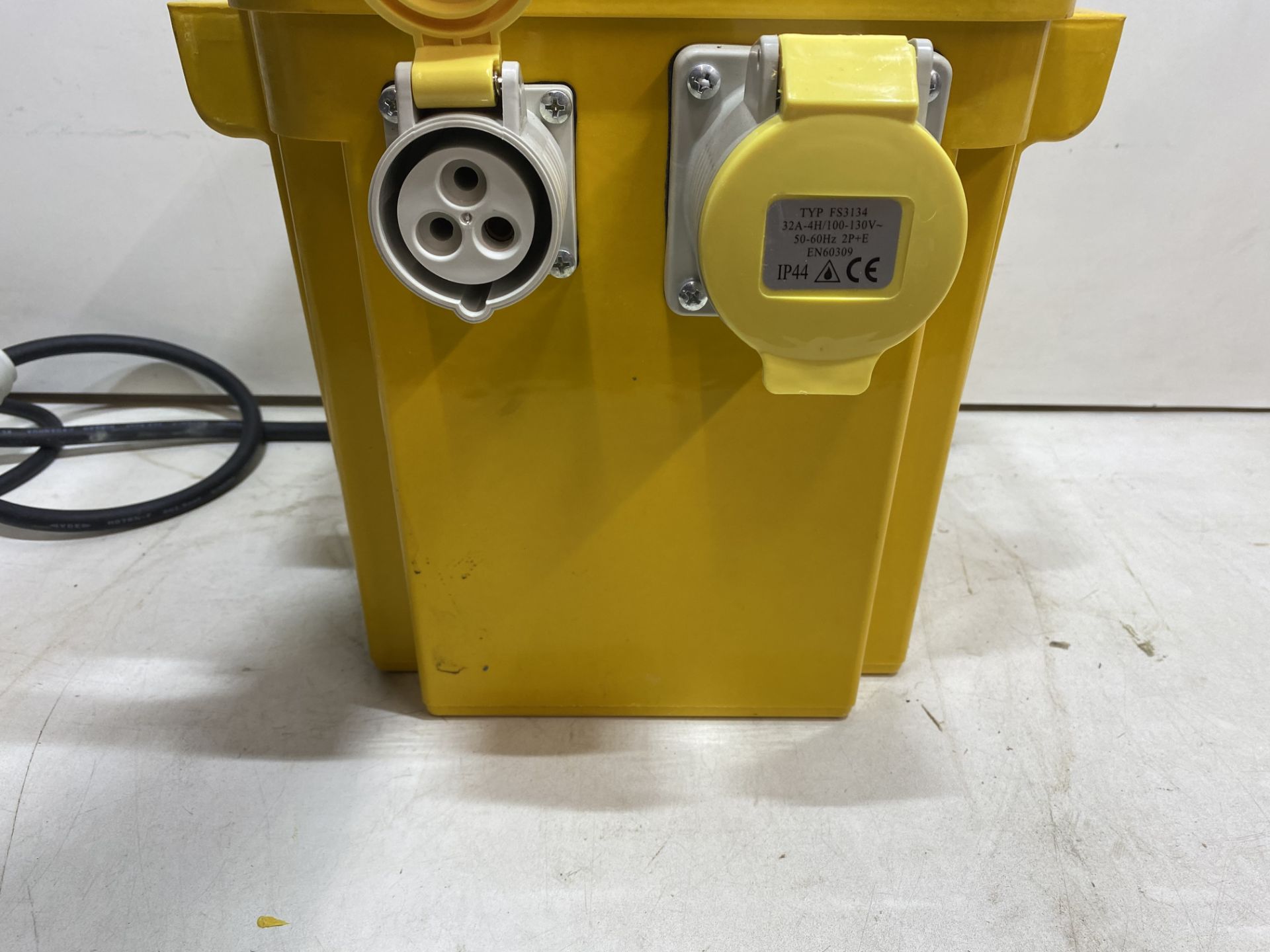 4 x MCG Industrial CM2503/CL 5.0kva Single Phase 110v Portable Transformers - Image 4 of 12
