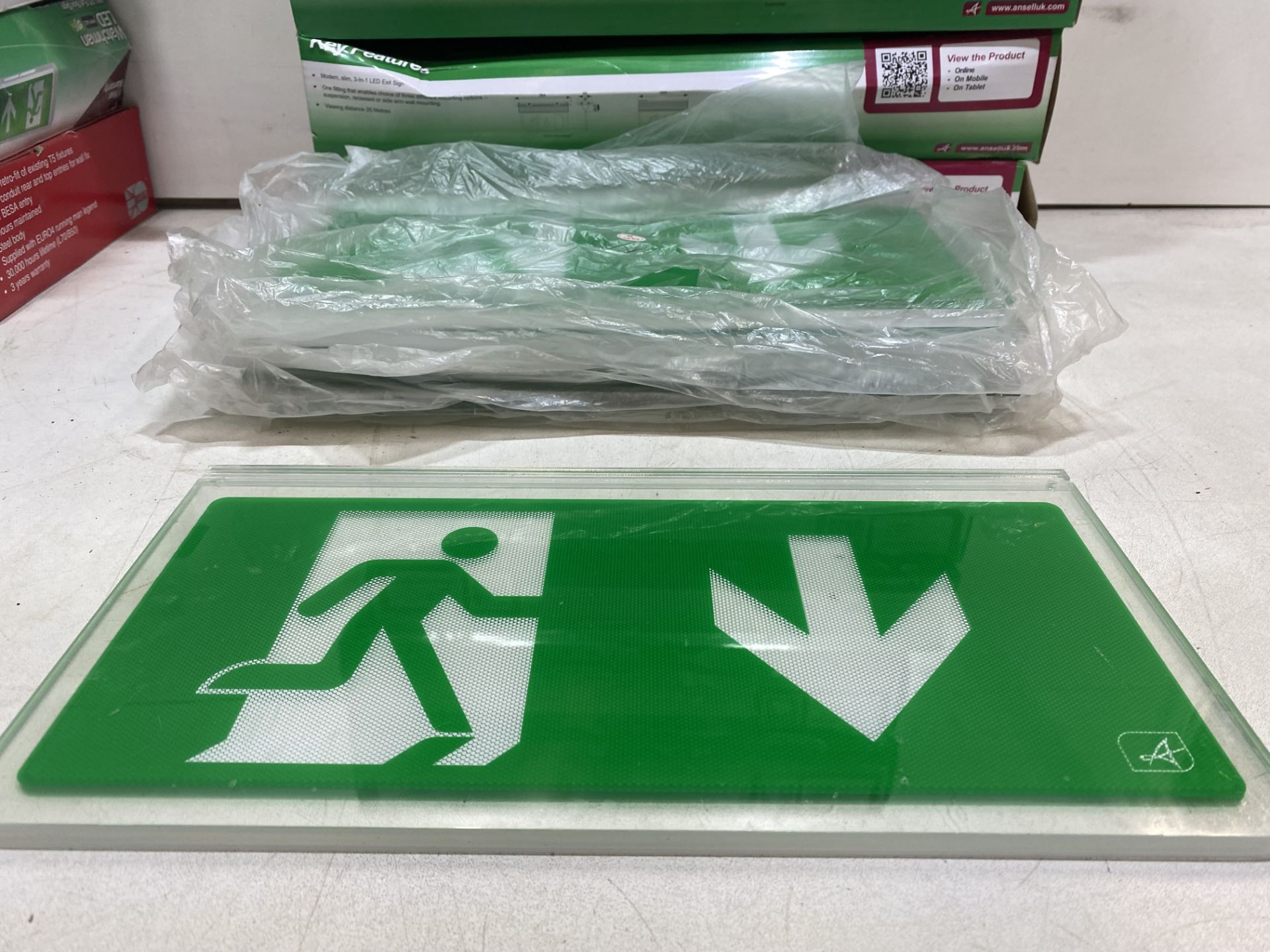 24 x Various Fire Exit Signs - Image 8 of 10
