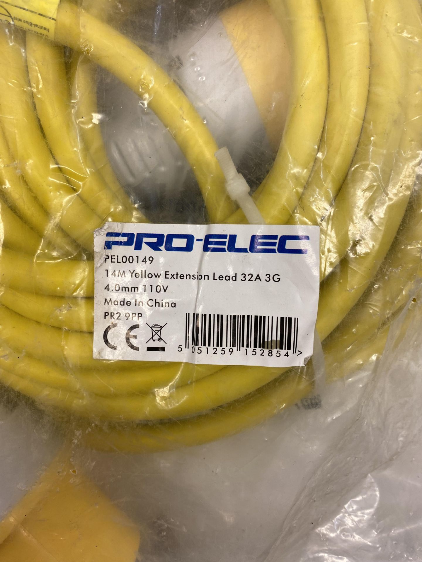 2 x Pro-Elec 14M Yellow Extension Lead - Image 2 of 3