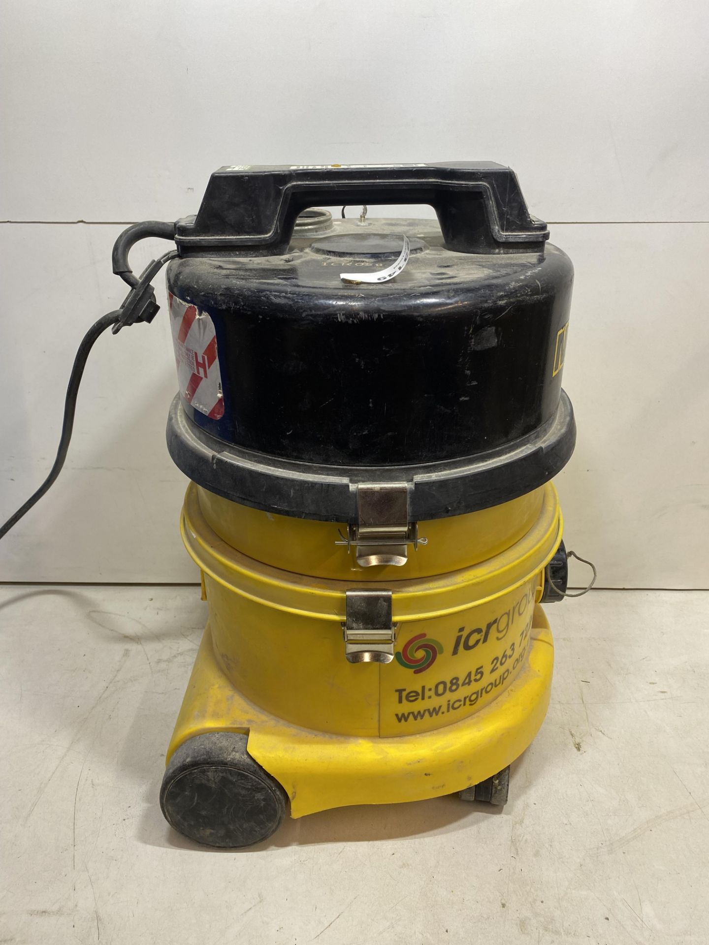 Numatic HZ200-2 Hazardous Material Vacuum - Image 4 of 8