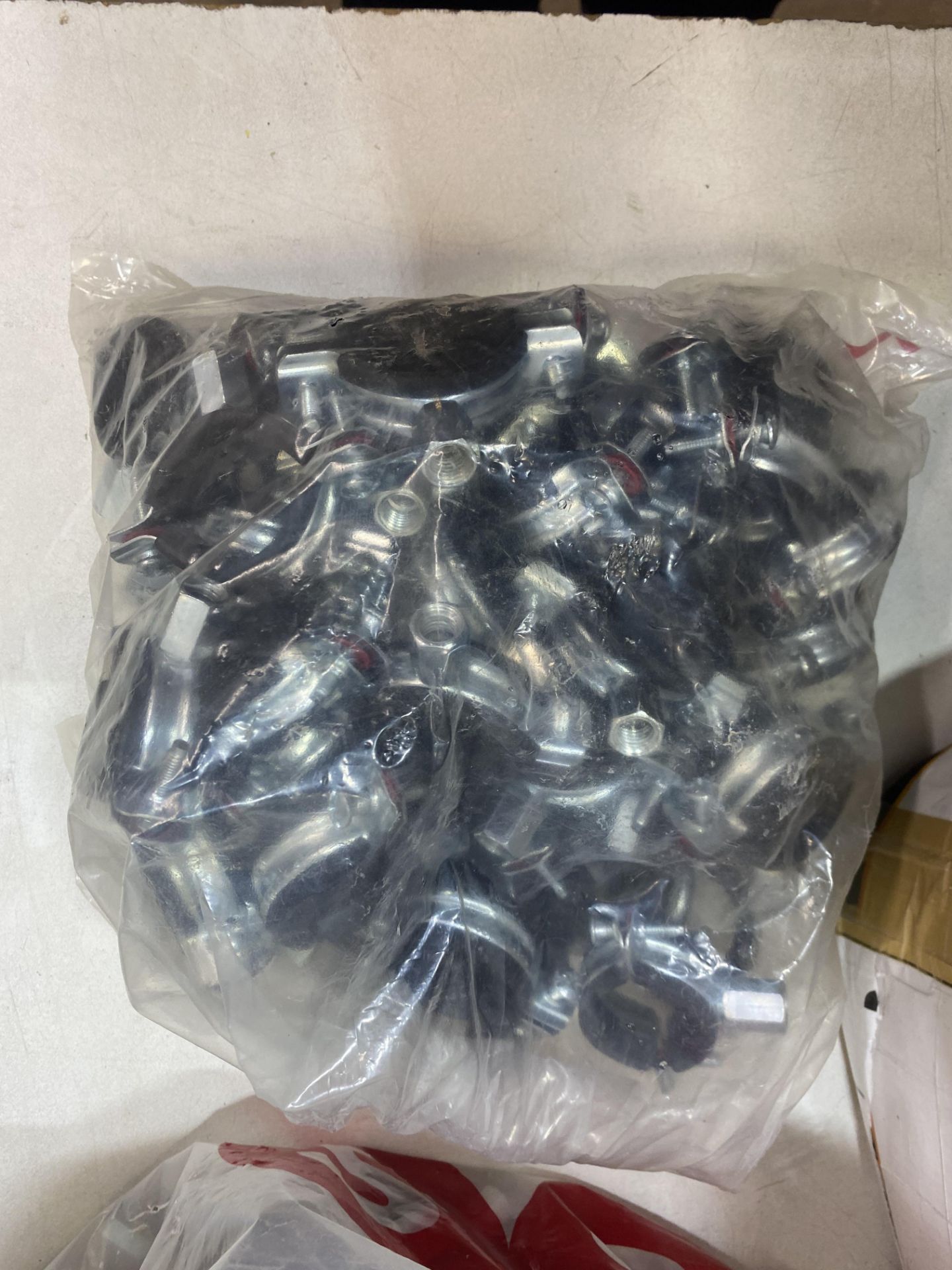 Quantity Of Various Rubber Lined Euro / Pipe Clips - Bild 7 aus 8