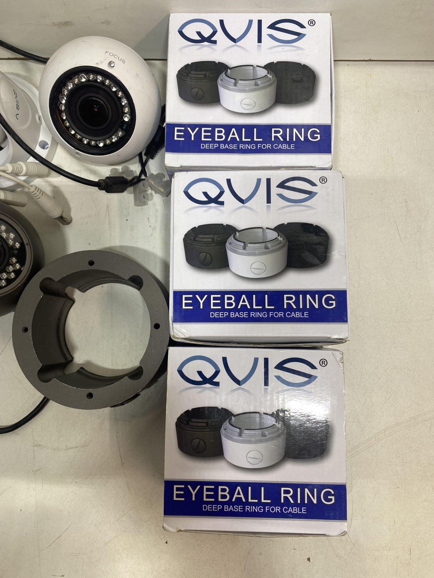 5 x Various Eyeball Security Cameras & 4 x Eyeball Ring Bases - Image 3 of 4