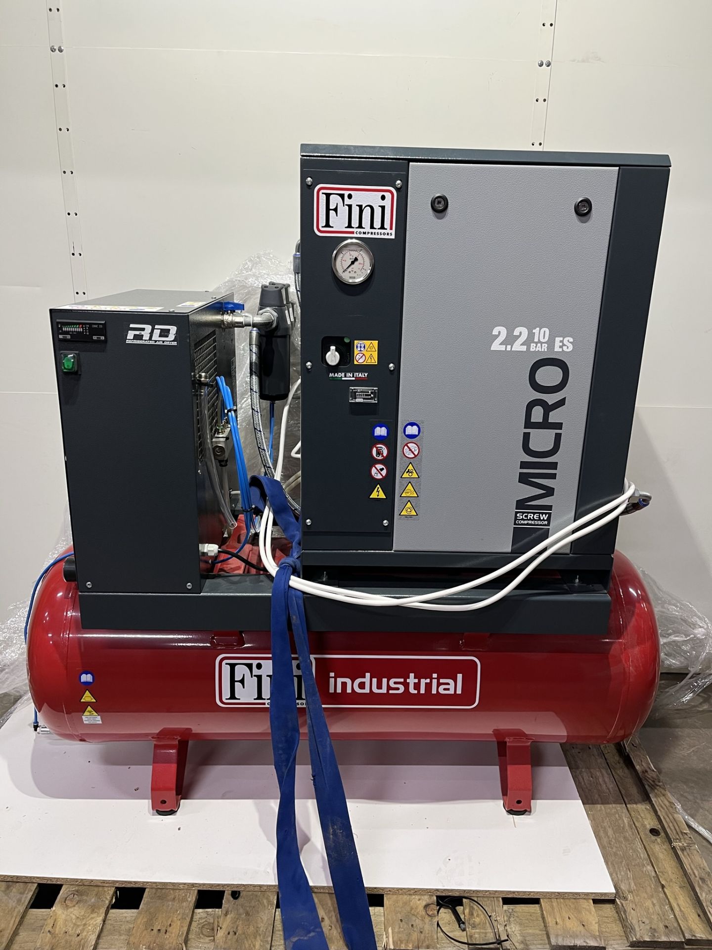 Fini FPS Compressor w/Refrigerated Air Dryer