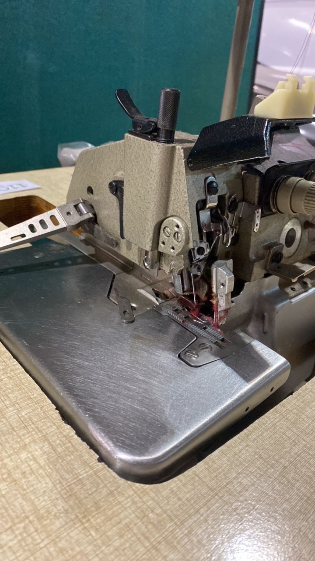 Mauser Spezial Industrial Overlocking Machine | 9632 - Image 6 of 7