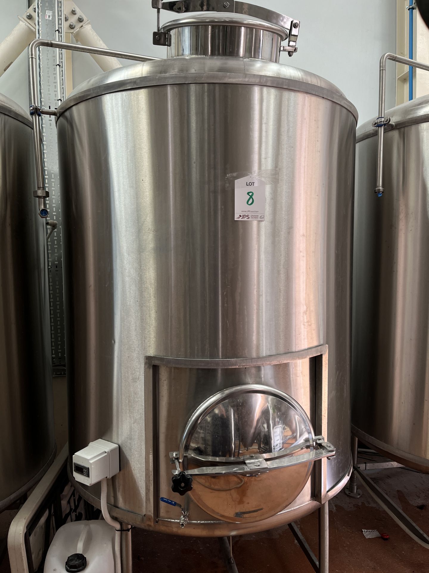 10BBL Dish bottom Fermentation Vessels w/ chillers