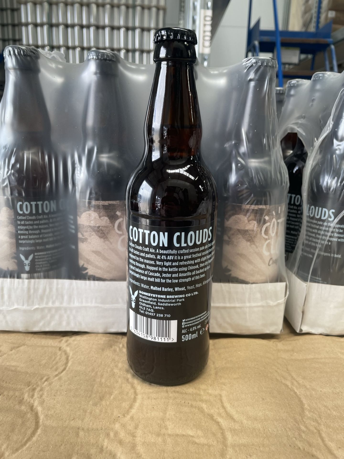 Approximately 720 x 500ml Bottles of DonkeyStone Brewing Co 'Cotton Cloud' Craft Ale | BB: Nov 2023 - Bild 2 aus 3