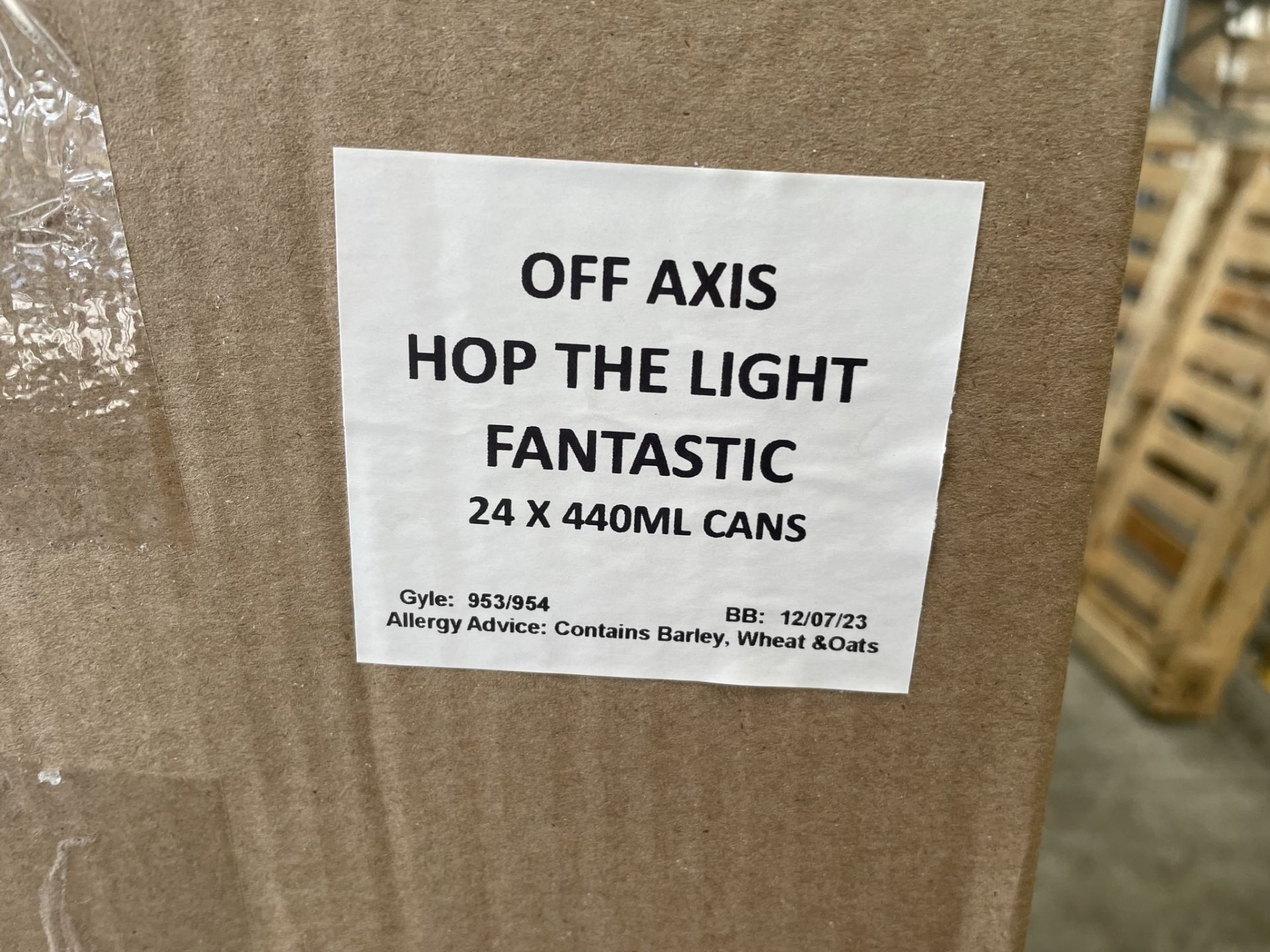 Approximately 1,944 x 440ml Cans of Off Axis Brew Co 'Hop The Light Fantastic' Pale Ale | BB: 12/07 - Image 5 of 5