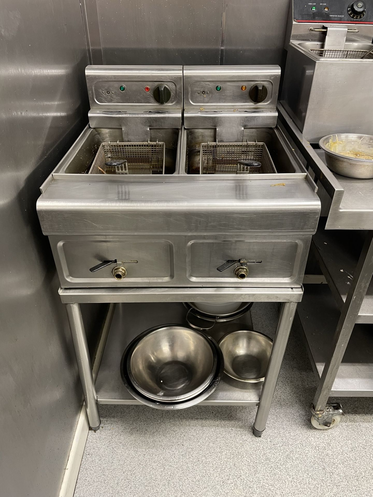 Stainless Steel Freestanding Gas Double Basket Fryer