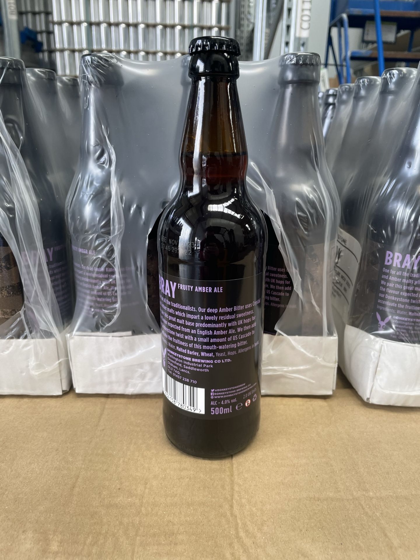 Approximately 696 x 500ml Bottles of Donkeystone Brewing Co 'Bray' Fruity Amber Ale | BB: Nov 2023 | - Image 2 of 5