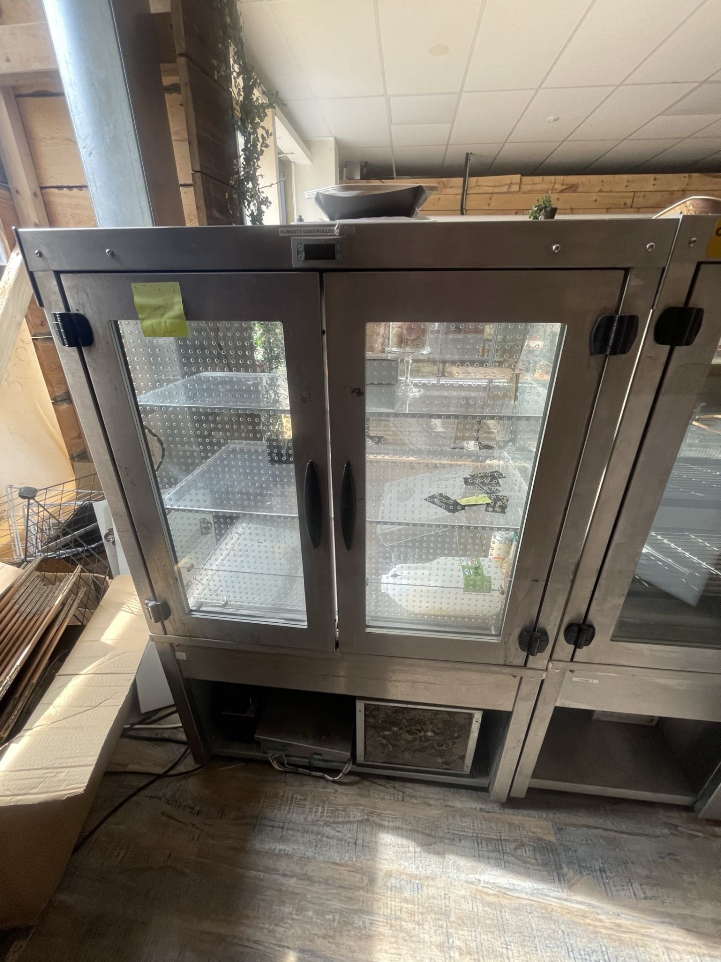 Glass Fronted Refrigerated Display Unit - Image 2 of 2