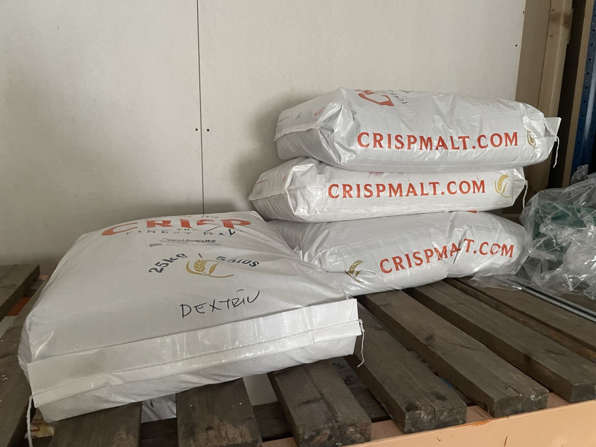 25 x 25kg Bags of Crisp 'The Finest Malt' Crushed Vienna/Dextrin Malt | Best Before: 31/01/2025 - Image 8 of 8