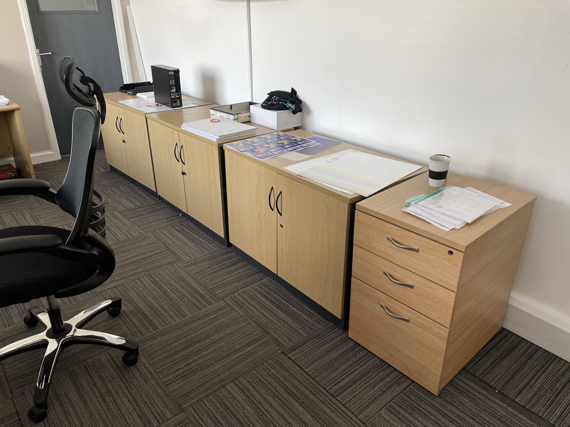 Quantity of Office Furniture - As Pictured | Located in Eccles, M3 - Image 4 of 4