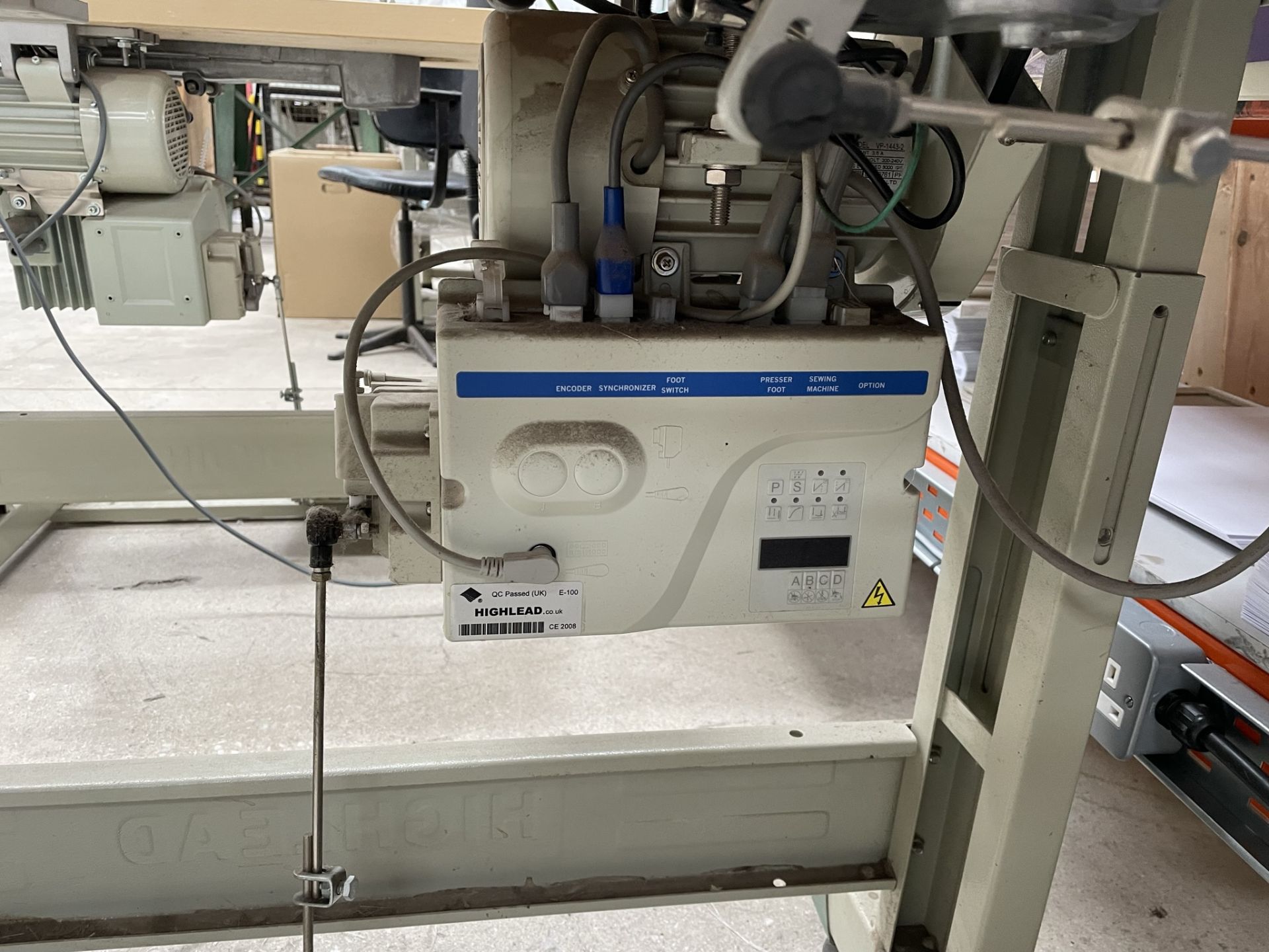 Highlead GC0388-DIndustrial Flat Bed Sewing Machine - Bild 4 aus 5