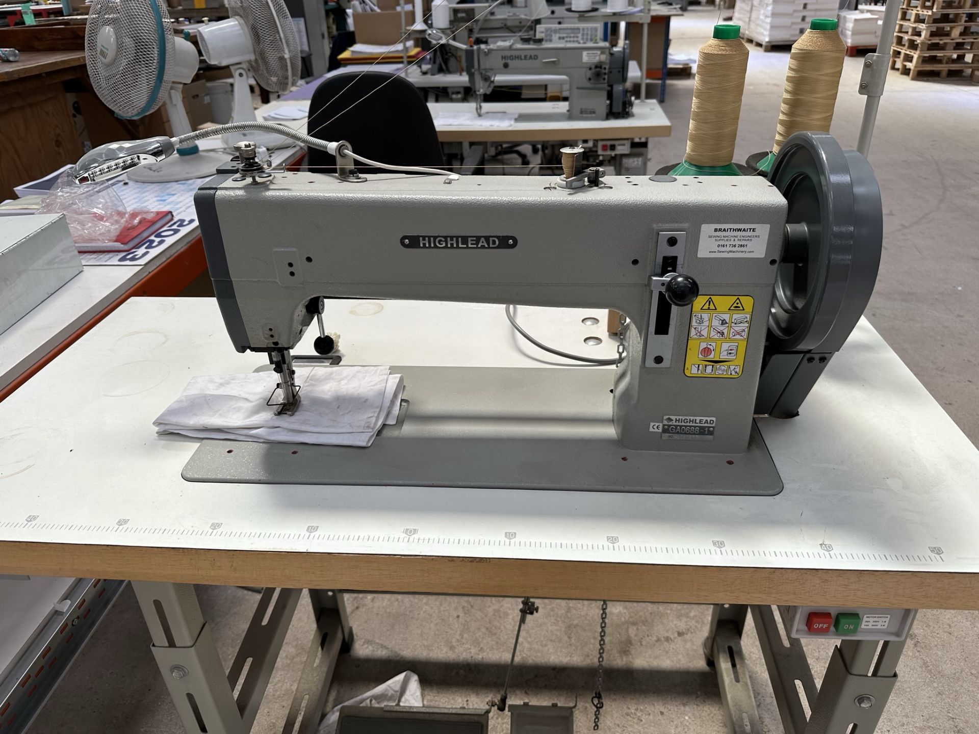 Highlead GC0688-1 Industrial Flat Bed Sewing Machine - Image 2 of 5