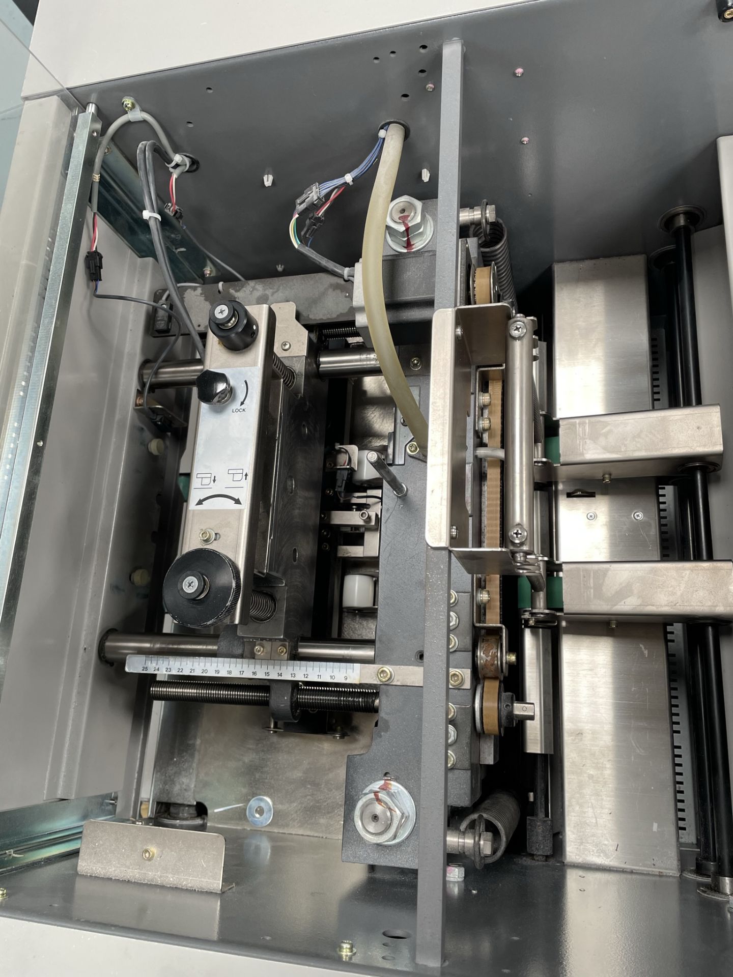 Horizon SPF Booklet Maker & Trimmer | LOCATED: ECCLES, M30 - Bild 11 aus 27