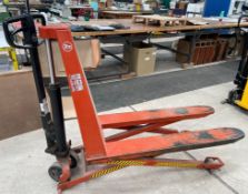 BT HL 10/3 High Lift Pallet Truck - 1,000kg Capacity